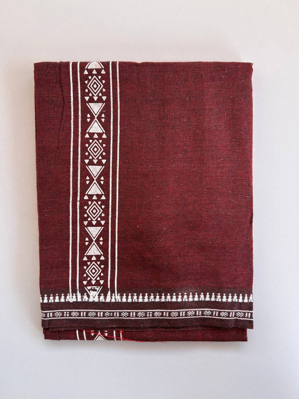 Single Kaily / Lungi - Kaitharikada - Mixed Cotton - 2/40s twisted - 2 inch White Printed Design Kuppadam Kara Maroon & Black Colour Body (2 meter / 4 muzham) - 41 KK8089 SAT