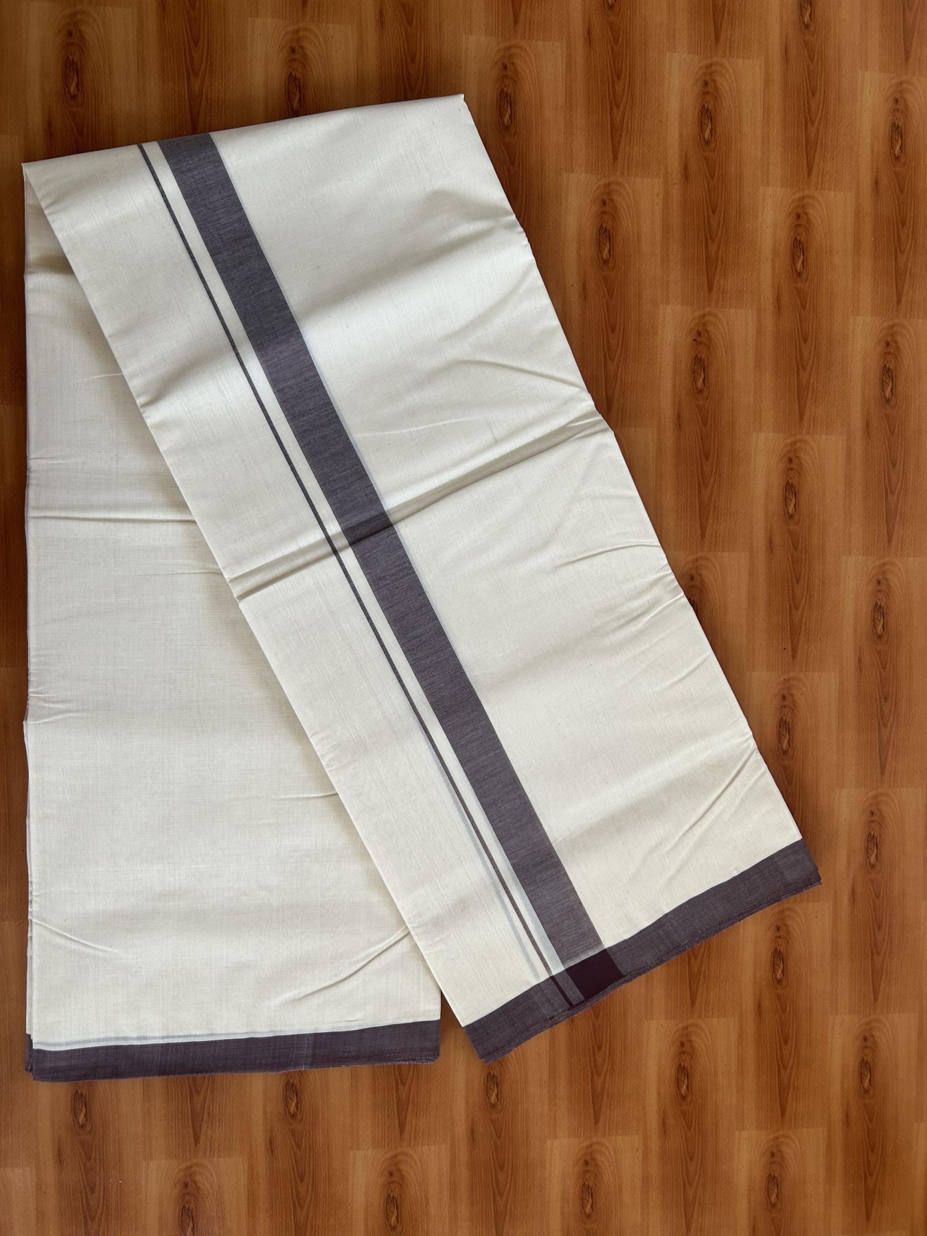 25% Discount! KaithariKada Handloom Millpaav - Kerala Handloom - Cotton Double Mundu/Dhoti Off white (Unbleached) - 80x90 - 1.5 inch Chocolate Brown Mulloth Kara 4.50 meter (10 Muzham) - 106 KK5383 RAM