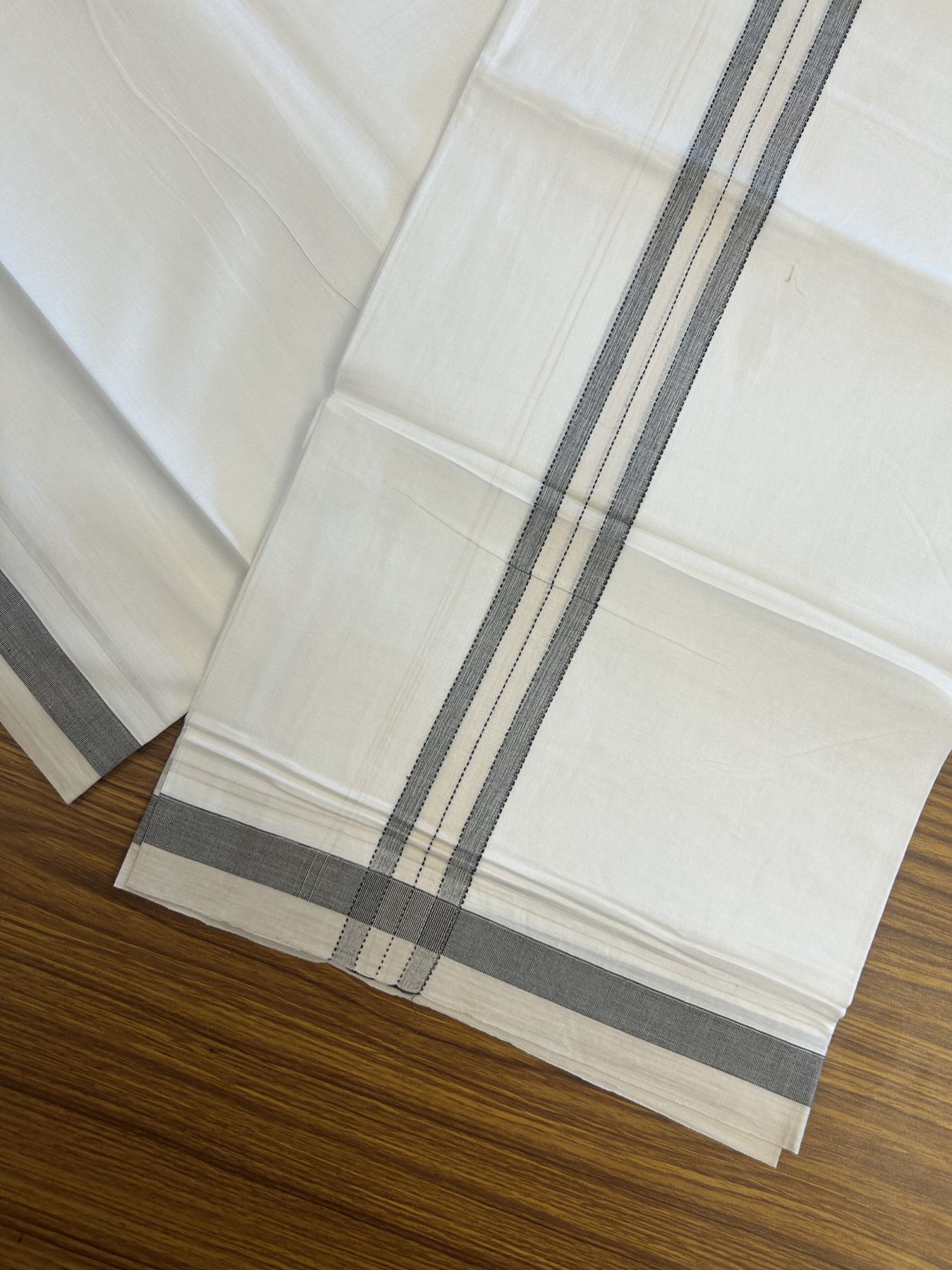 20% Discount! KaithariKada Balaramapuram 100% Cotton Double Pure white Mundu/Dhoti- 100x80 - 1.25 inch Black & Cream shaded kara - 3.75 mtr ( 8 muzham) - 56 KK5315 VAS