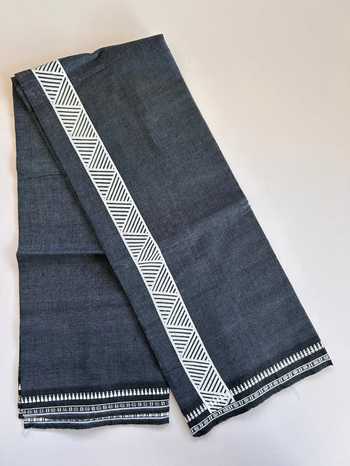 Single Kaily / Lungi - Kaitharikada - Mixed Cotton - 2/40s twisted - 2 inch White Printed Design Kuppadam Kara Light Blue & Black Colour Body (2 meter / 4 muzham) - 49 KK8089 SAT