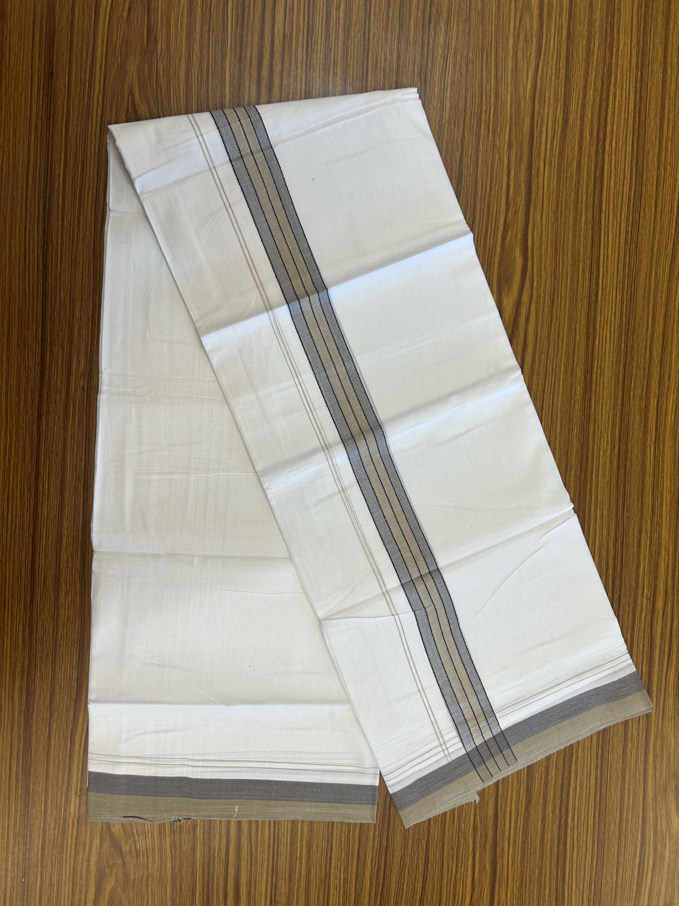 20% Discount! KaithariKada Balaramapuram 100% Cotton Double Pure white Mundu/Dhoti- 100x80 - 1.25 inch Olive Brown shaded kara - 3.75 mtr ( 8 muzham) - 63 KK5315 VAS