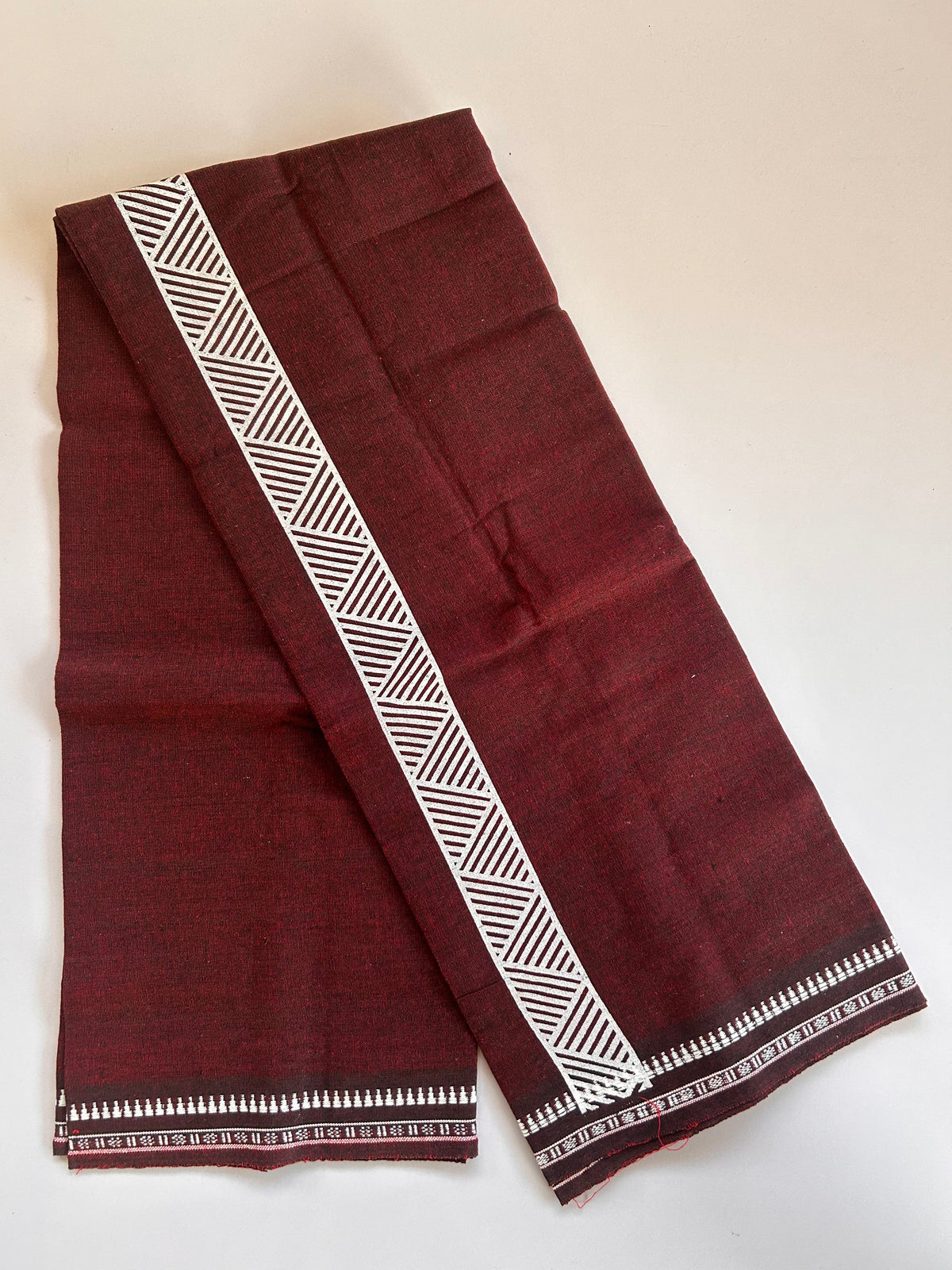 Single Kaily / Lungi - Kaitharikada - Mixed Cotton - 2/40s twisted - 2 inch White Printed Design Kuppadam Kara Maroon & Black Colour Body (2 meter / 4 muzham) - 51 KK8089 SAT