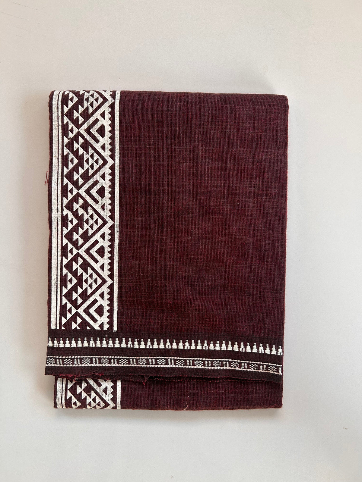 Single Kaily / Lungi - Kaitharikada - Mixed Cotton - 2/40s twisted - 2 inch White Printed Design Kuppadam Kara Wine Purple & Black Colour Body (2 meter / 4 muzham) - 53 KK8090 SAT