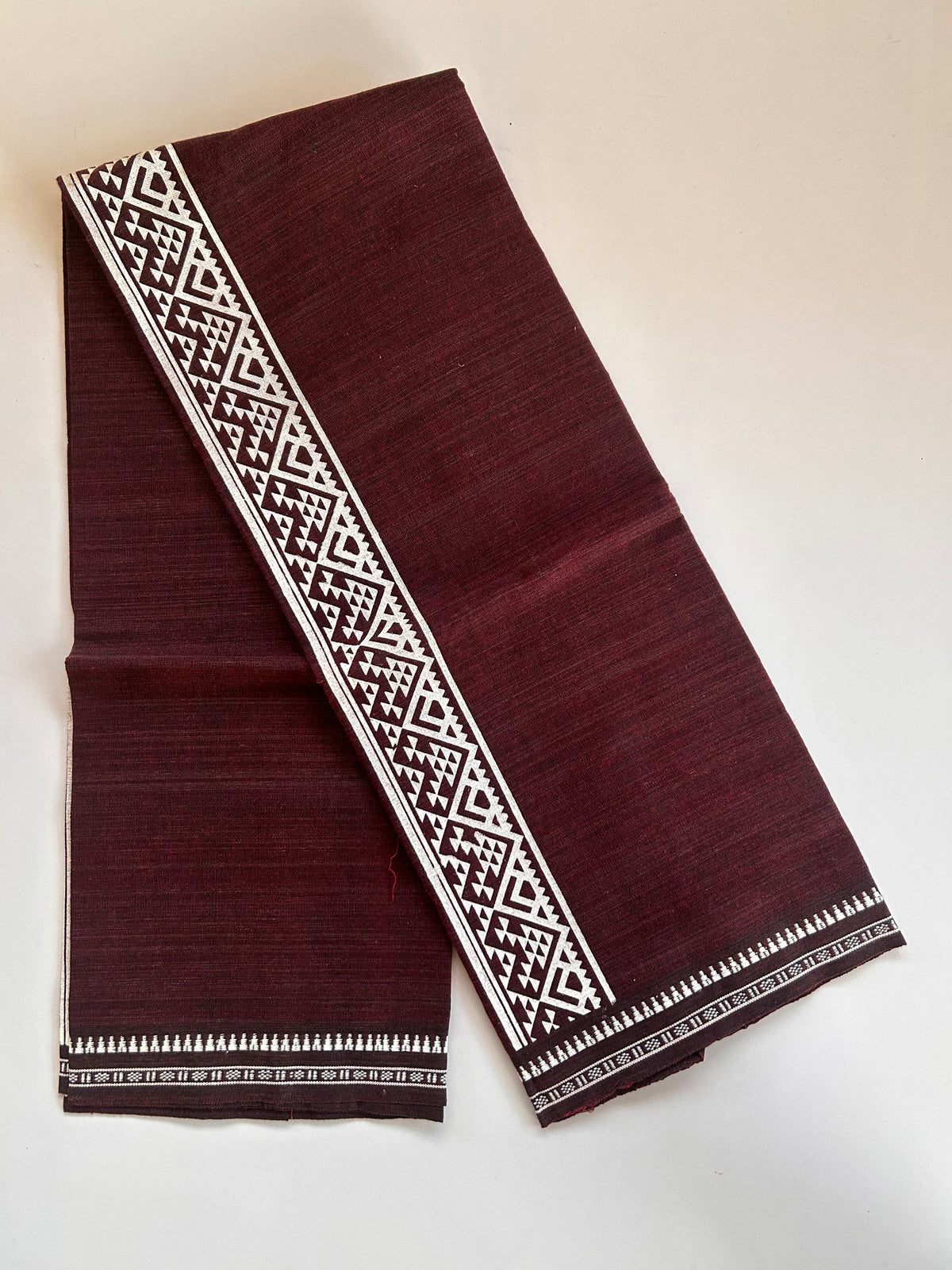 Single Kaily / Lungi - Kaitharikada - Mixed Cotton - 2/40s twisted - 2 inch White Printed Design Kuppadam Kara Wine Purple & Black Colour Body (2 meter / 4 muzham) - 53 KK8090 SAT