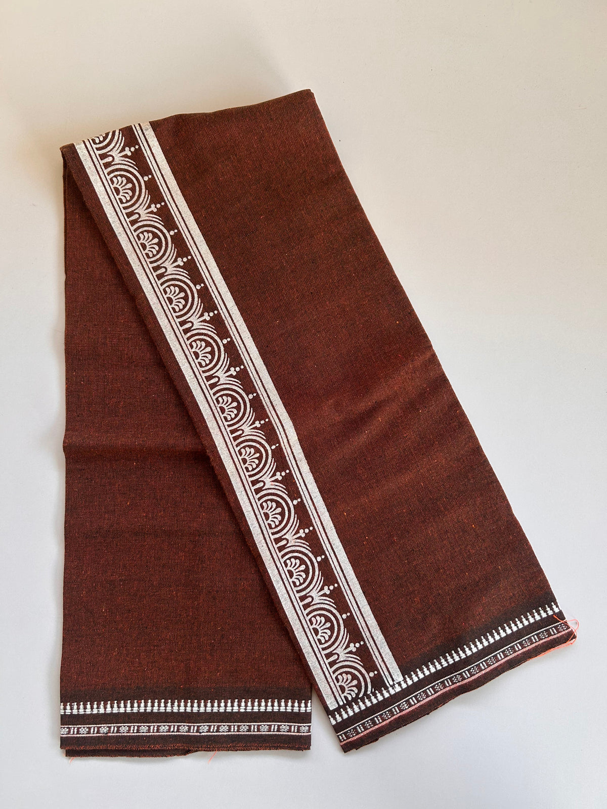 Single Kaily / Lungi - Kaitharikada - Mixed Cotton - 2/40s twisted - 2 inch White Printed Design Kuppadam Kara Orange & Black Colour Body (2 meter / 4 muzham) - 60 KK8090 SAT