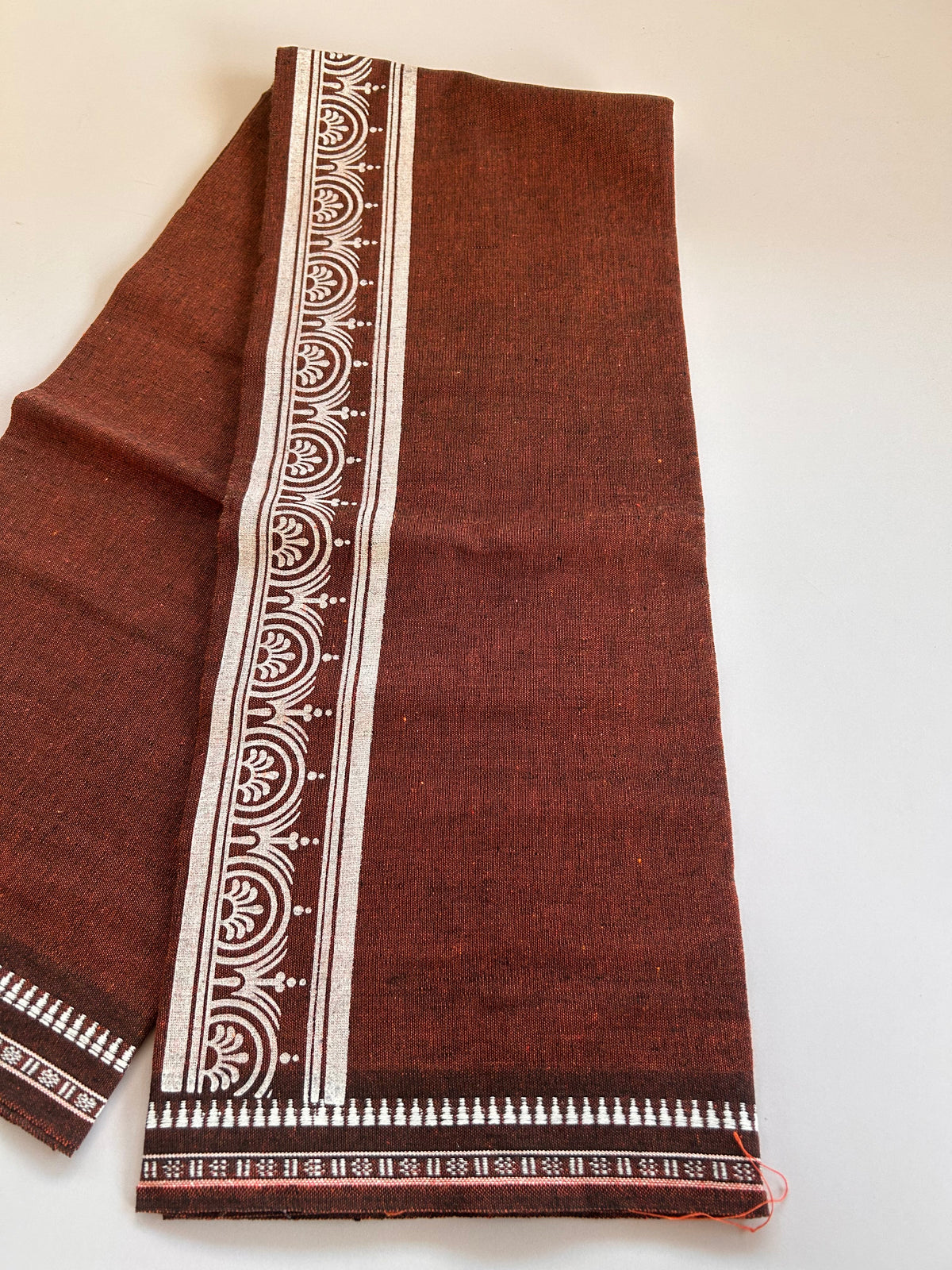 Single Kaily / Lungi - Kaitharikada - Mixed Cotton - 2/40s twisted - 2 inch White Printed Design Kuppadam Kara Orange & Black Colour Body (2 meter / 4 muzham) - 60 KK8090 SAT