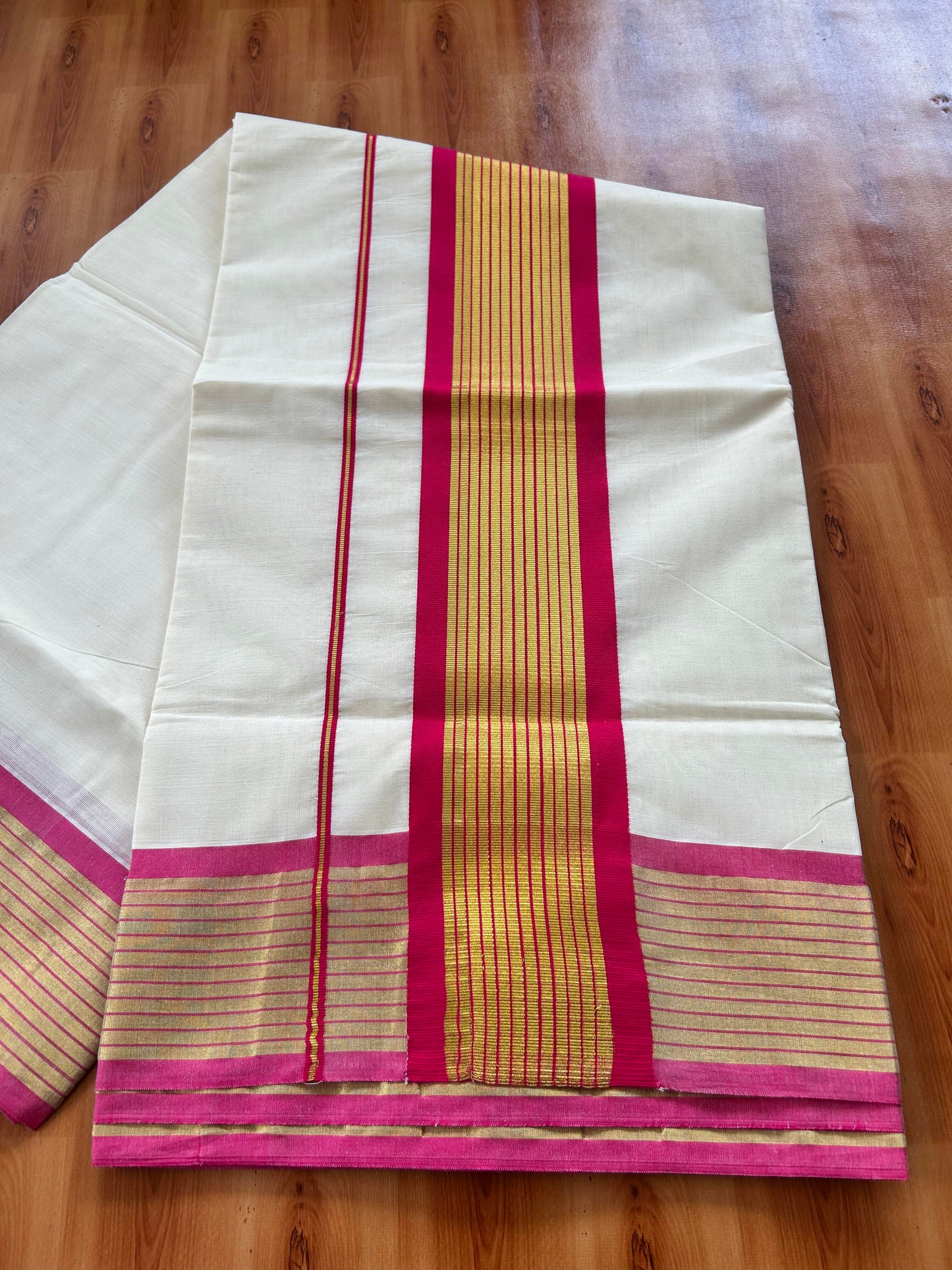 25% Discount! Kaitharikada Kerala Traditional Saree Off white- Mixed Cotton Kasavu Saree - 4 Inch  Pallu - Gold Kasav & Magenta Striped Kara - 11 KK7000 PMC
