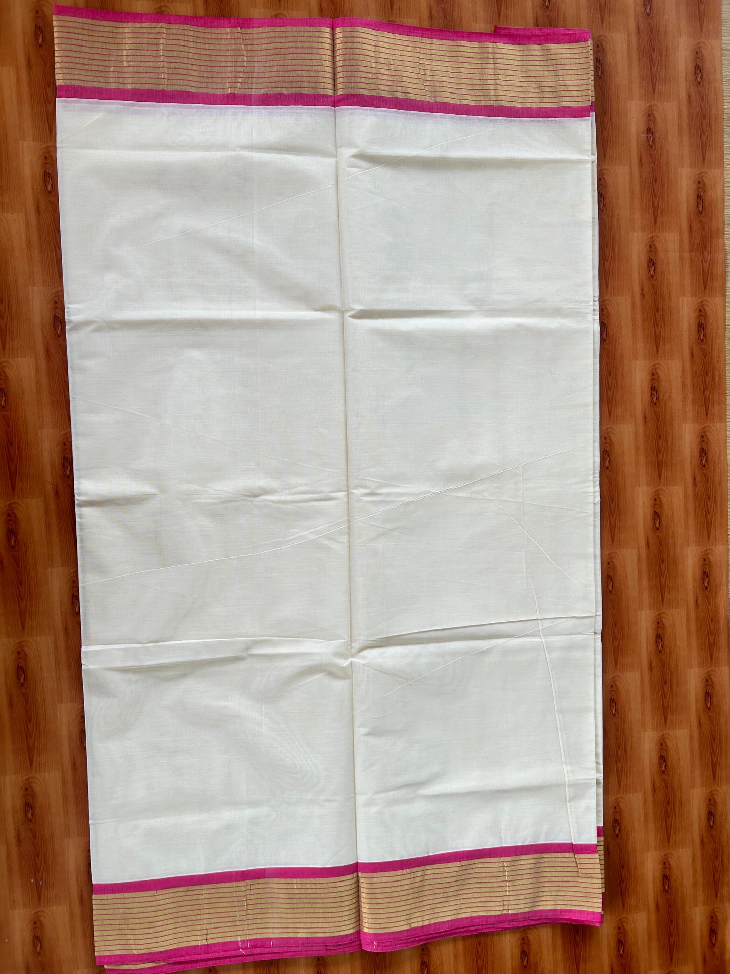 25% Discount! Kaitharikada Kerala Traditional Saree Off white- Mixed Cotton Kasavu Saree - 4 Inch  Pallu - Gold Kasav & Magenta Striped Kara - 11 KK7000 PMC
