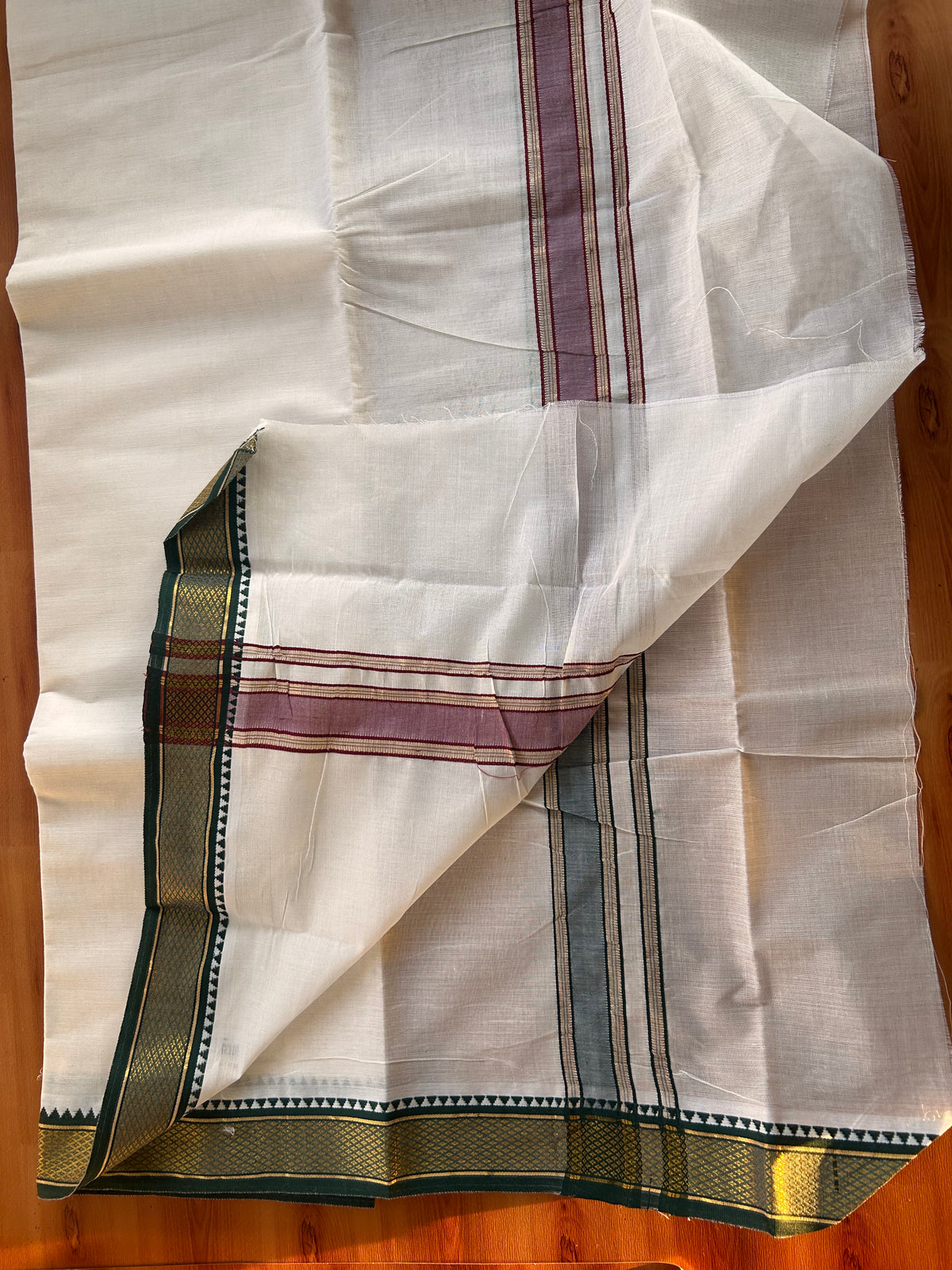 Off White (Unbleached) Double Mundu/Dhoti - 20% Discount ! KaithariKada - Mixed Cotton  60s Thread - 1.5 inch Green & Maroon Gold Kasav Kara 4 mtr (8.5 muzham) - 1 KK5529 SAR