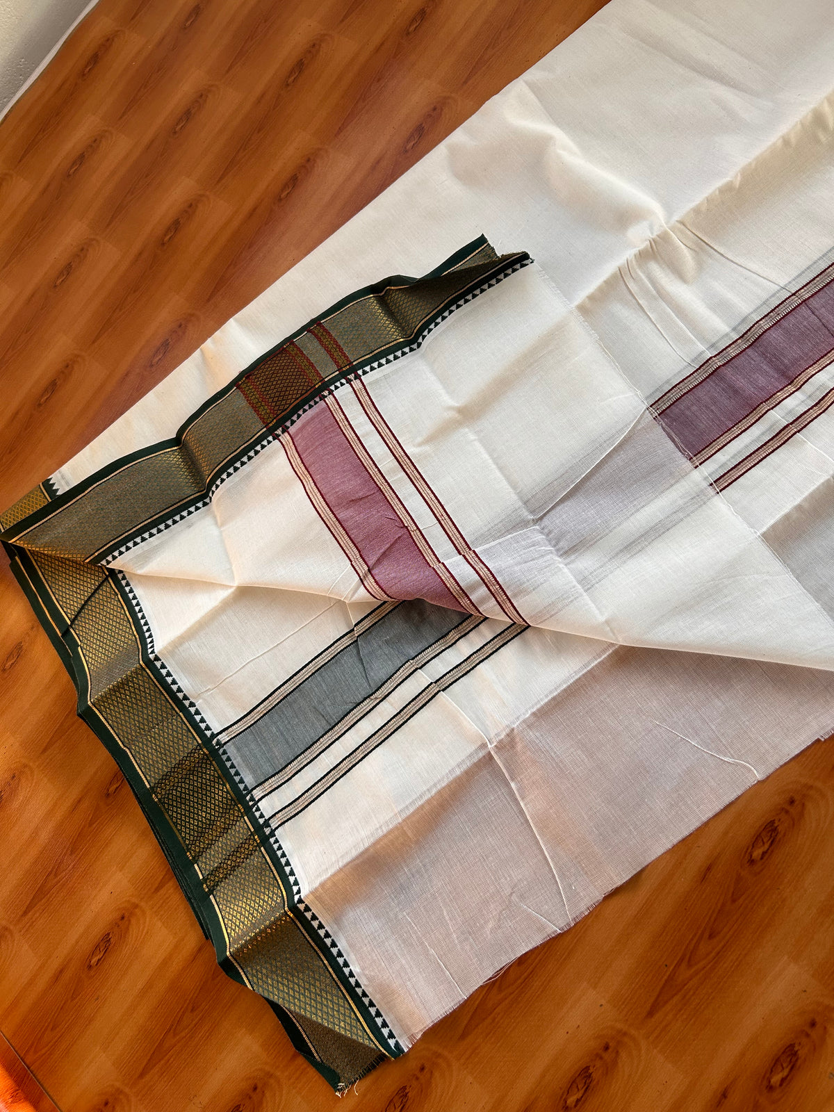 Off White (Unbleached) Double Mundu/Dhoti - 20% Discount ! KaithariKada - Mixed Cotton  60s Thread - 2 inch Green & Maroon Gold Kasav Kara 4 mtr (8.5 muzham) - 2 KK5529 SAR