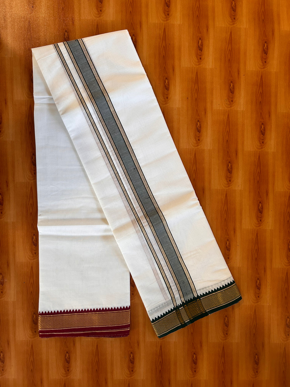 Pure White Double Mundu/Dhoti - 20% Discount ! KaithariKada - Mixed Cotton  60s Thread - 1.5 inch Green & Maroon Gold Kasav Kara 4 mtr (8.5 muzham) - 4 KK5529 SAR