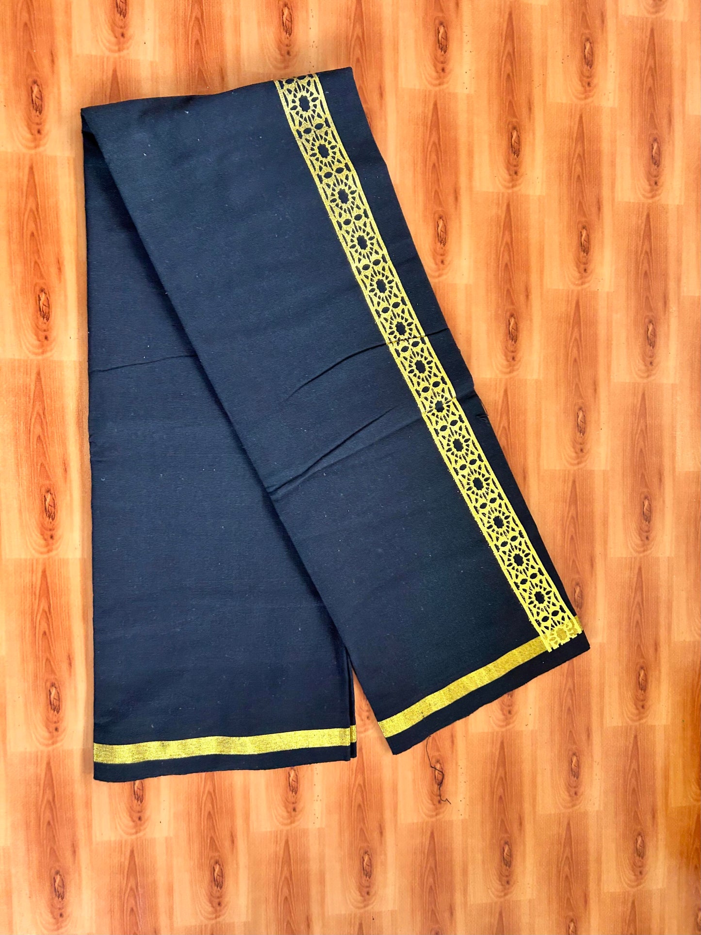 Kaitharikada - Single Kaily / Lungi - Mixed Cotton - 40s twisted - 1.5 inch Light Gold Kasav Printed Design Kara with Black colour body (2 meter / 4 muzham) - 32 KK8058 GAN