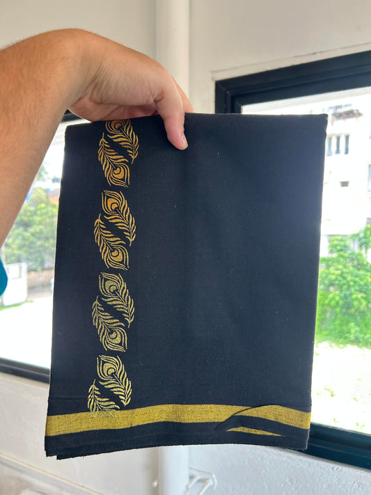 Kaitharikada - Single Kaily / Lungi - Mixed Cotton - 40s twisted - 1.5 inch Light Gold Kasav Peacock Feather Printed Design Kara with Black colour body (2 meter / 4 muzham) - 34 KK8058 GAN