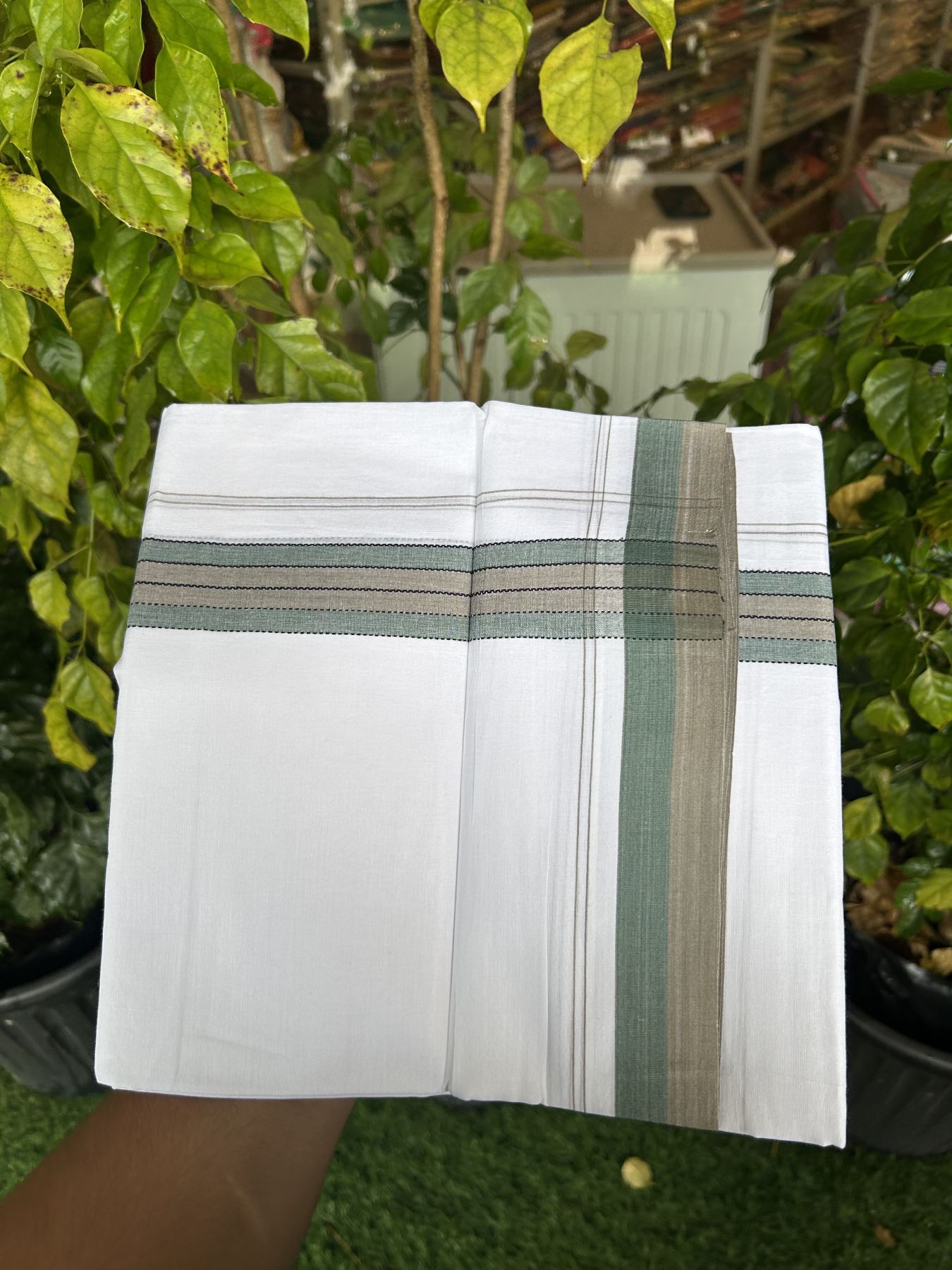 20% Discount! KaithariKada Balaramapuram 100% Cotton Double Pure white Mundu/Dhoti- 100x80 - 1.25 inch Green & Brown shaded kara - 3.75 mtr ( 8 muzham) - 59 KK5315 VAS