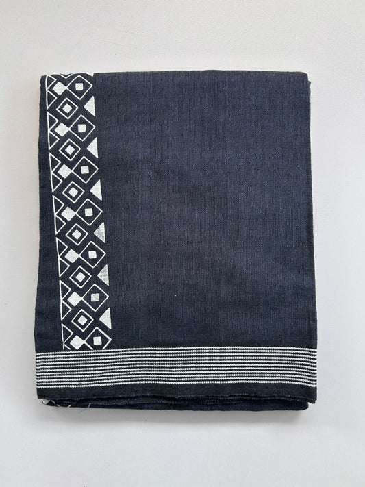 Single Kaily / Lungi - Kaitharikada - Mixed Cotton - 2/40s twisted - 2 inch White Printed Design Kara Midnight Blue & Black Colour Body (2 meter / 4 muzham) - 71 KK8090 SAT