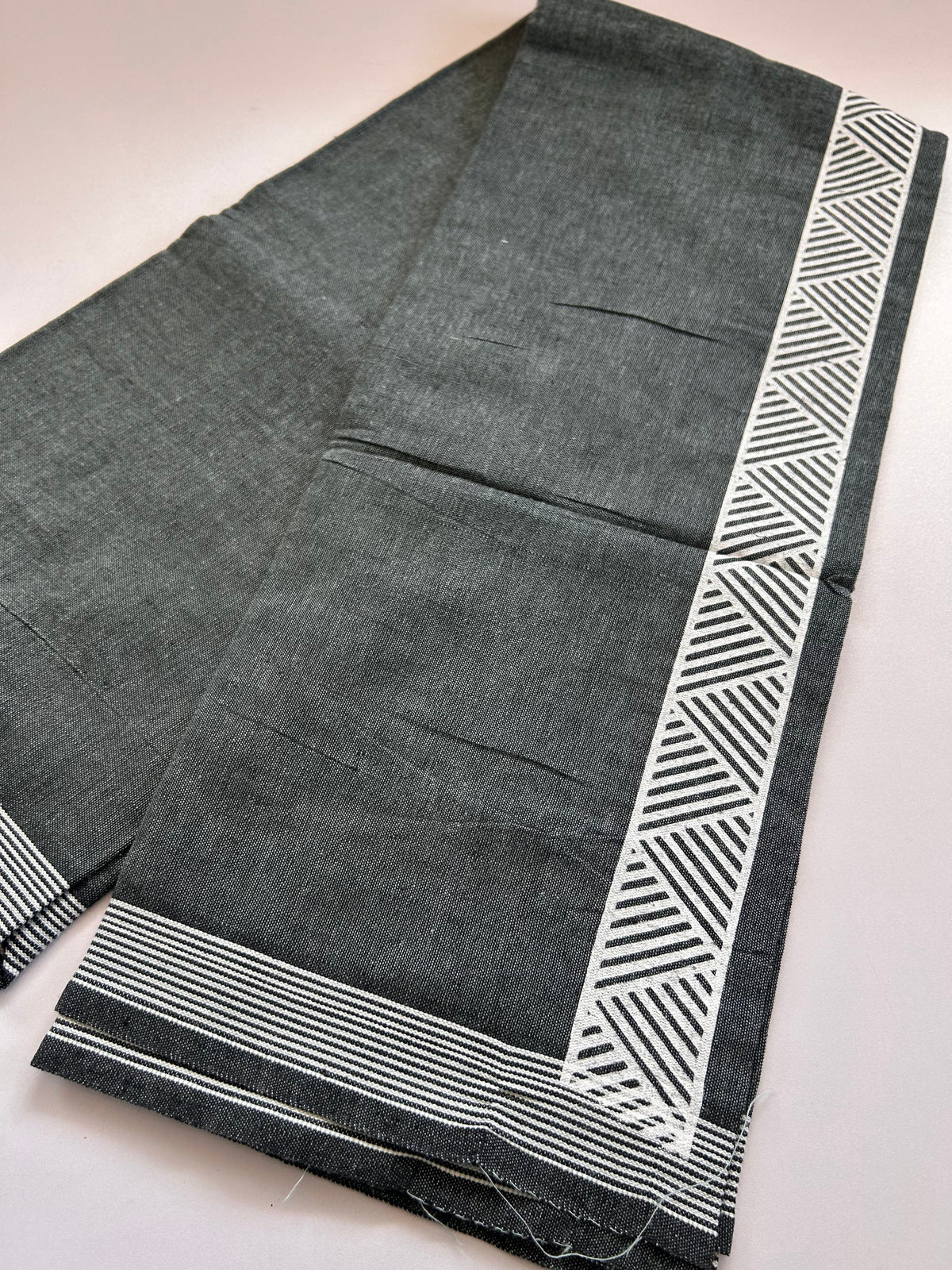 Single Kaily / Lungi - Kaitharikada - Mixed Cotton - 2/40s twisted - 2 inch White Printed Design Kara Ash Blue & Black Colour Body (2 meter / 4 muzham) - 70 KK8090 SAT