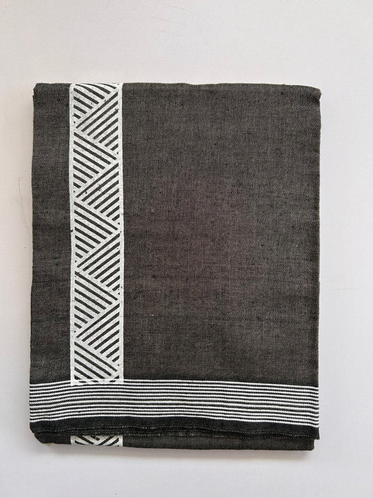 Single Kaily / Lungi - Kaitharikada - Mixed Cotton - 2/40s twisted - 2 inch White Printed Design Kara Beige & Black Colour Body (2 meter / 4 muzham) - 69 KK8090 SAT