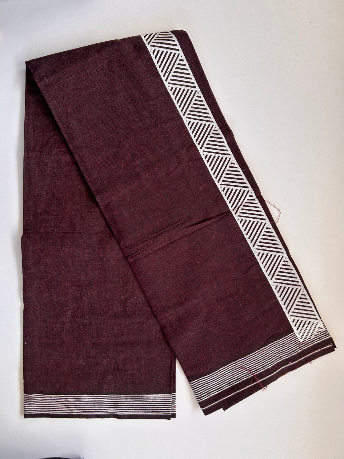 Single Kaily / Lungi - Kaitharikada - Mixed Cotton - 2/40s twisted - 2 inch White Printed Design Kara Wine Purple & Black Colour Body (2 meter / 4 muzham) - 68 KK8090 SAT