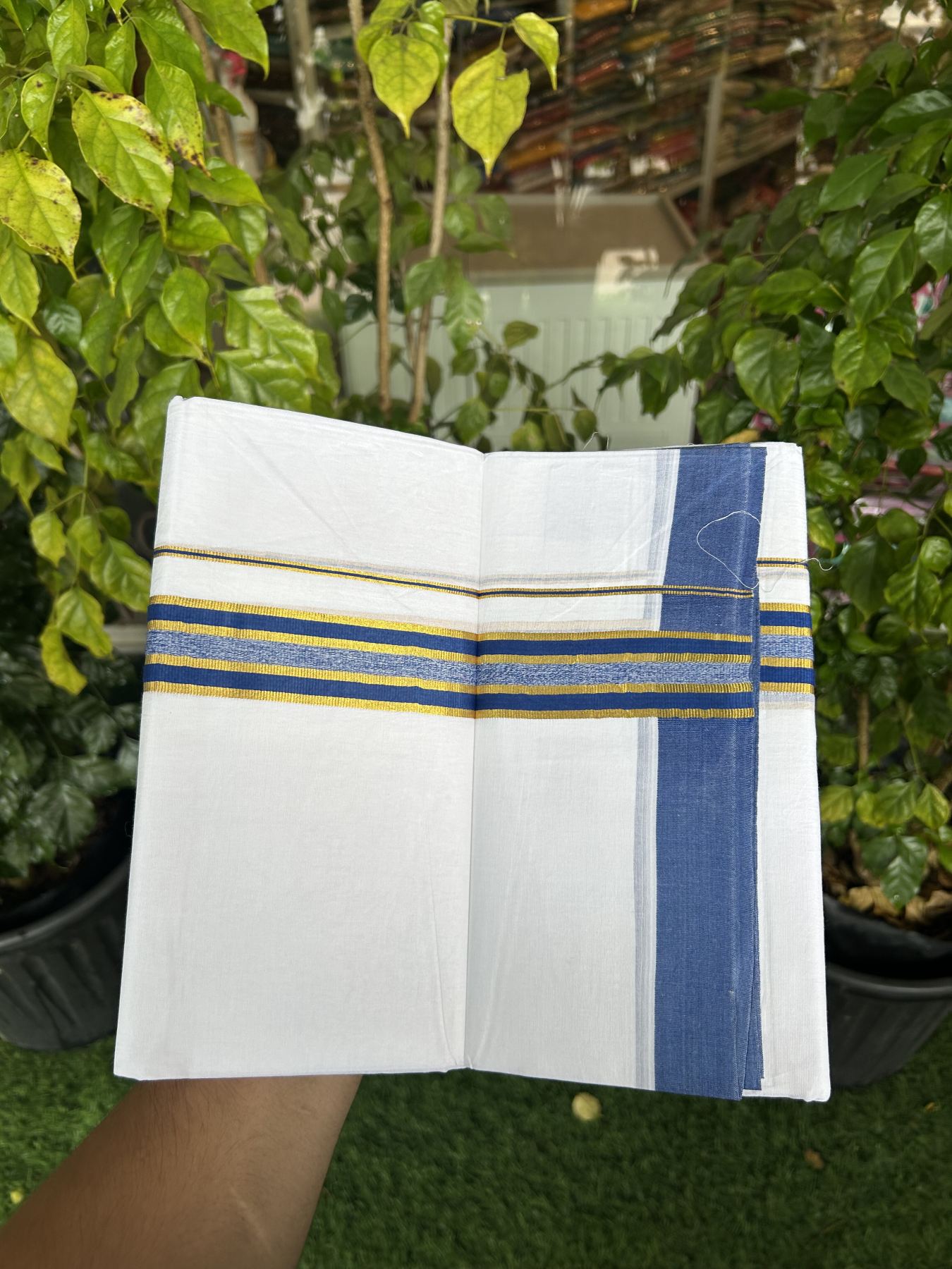 20% Discount! KaithariKada Balaramapuram 100% Cotton Double Pure white Mundu/Dhoti- 100x80 - 1.5 inch Gold Kasav & Blue Stripes kara 3.75 mtr (8 muzham) - 47 KK5315 VAS