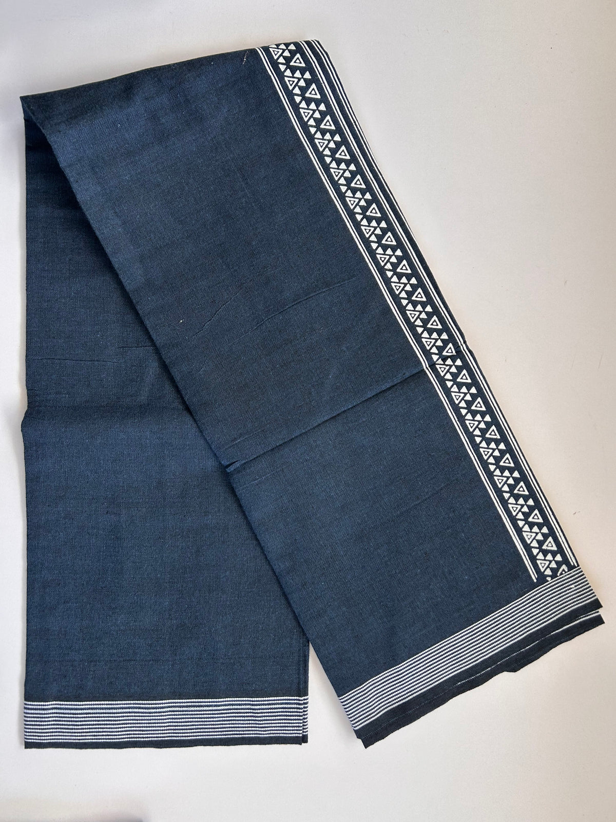 Single Kaily / Lungi - Kaitharikada - Mixed Cotton - 2/40s twisted - 2 inch White Printed Design Kara Blue  & Black Colour Body (2 meter / 4 muzham) - 63 KK8090 SAT