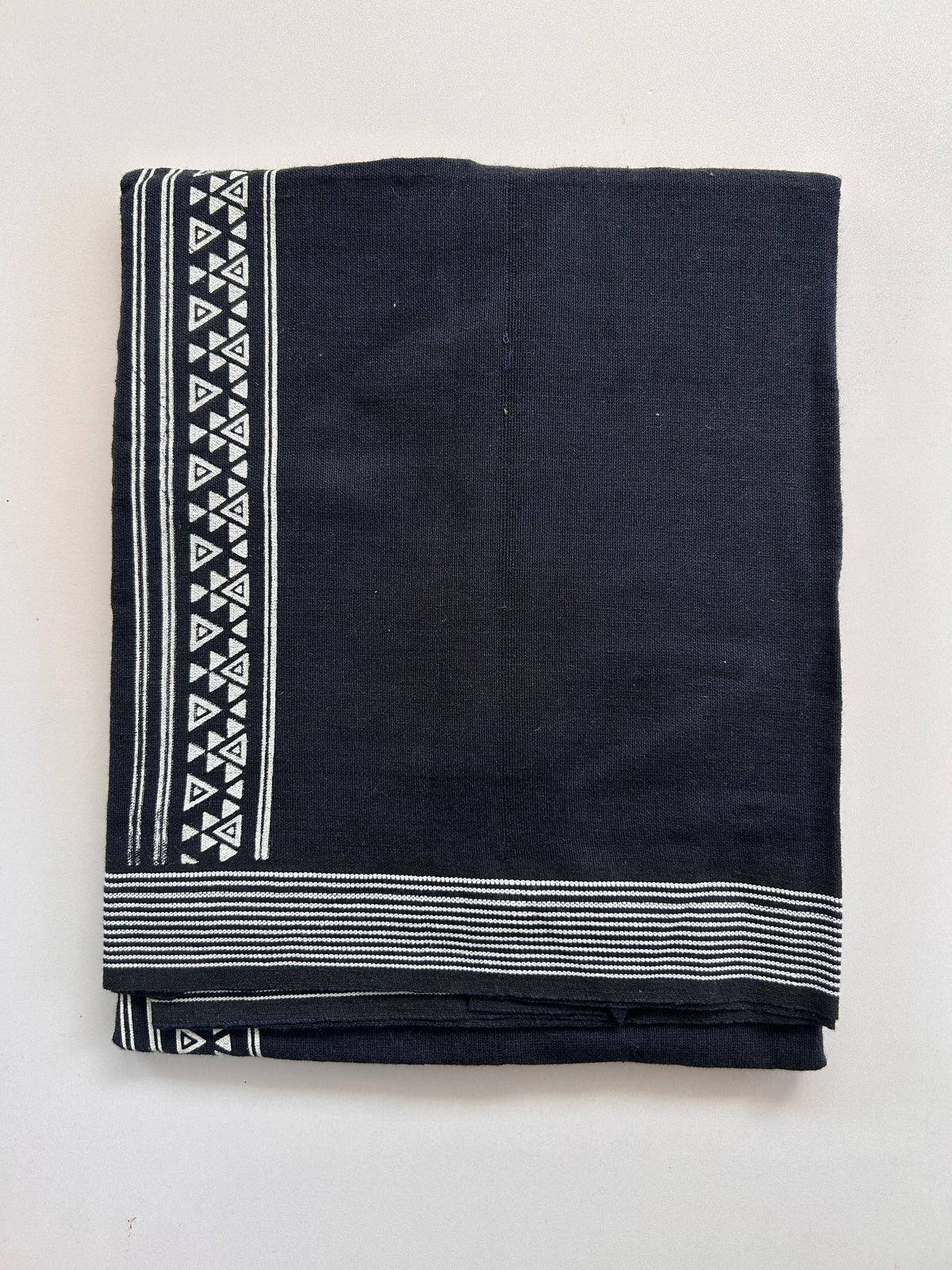 Single Kaily / Lungi - Kaitharikada - Mixed Cotton - 2/40s twisted - 2 inch White Printed Design Kara Navy Blue  & Black Colour Body (2 meter / 4 muzham) - 62 KK8090 SAT