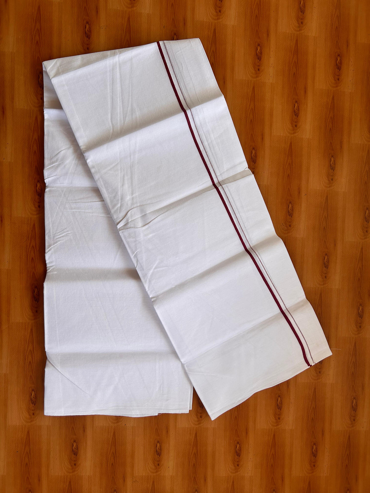 25% Discount ! KaithariKada 100% Cotton Kerala Handloom Single Pure White  Mundu/Dhoti - 0.5 cm Maroon Kara (2 meter / 4 muzham) - 1 KK5530 KAI