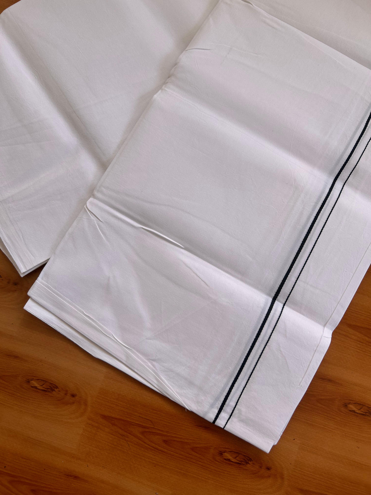 Pure White Single Mundu/Dhoti - 20% Discount! KaithariKada 100% Cotton -100s - 0.3 Black Thin kara (2 meter / 4 muzham) - 3 KK5530 ASH
