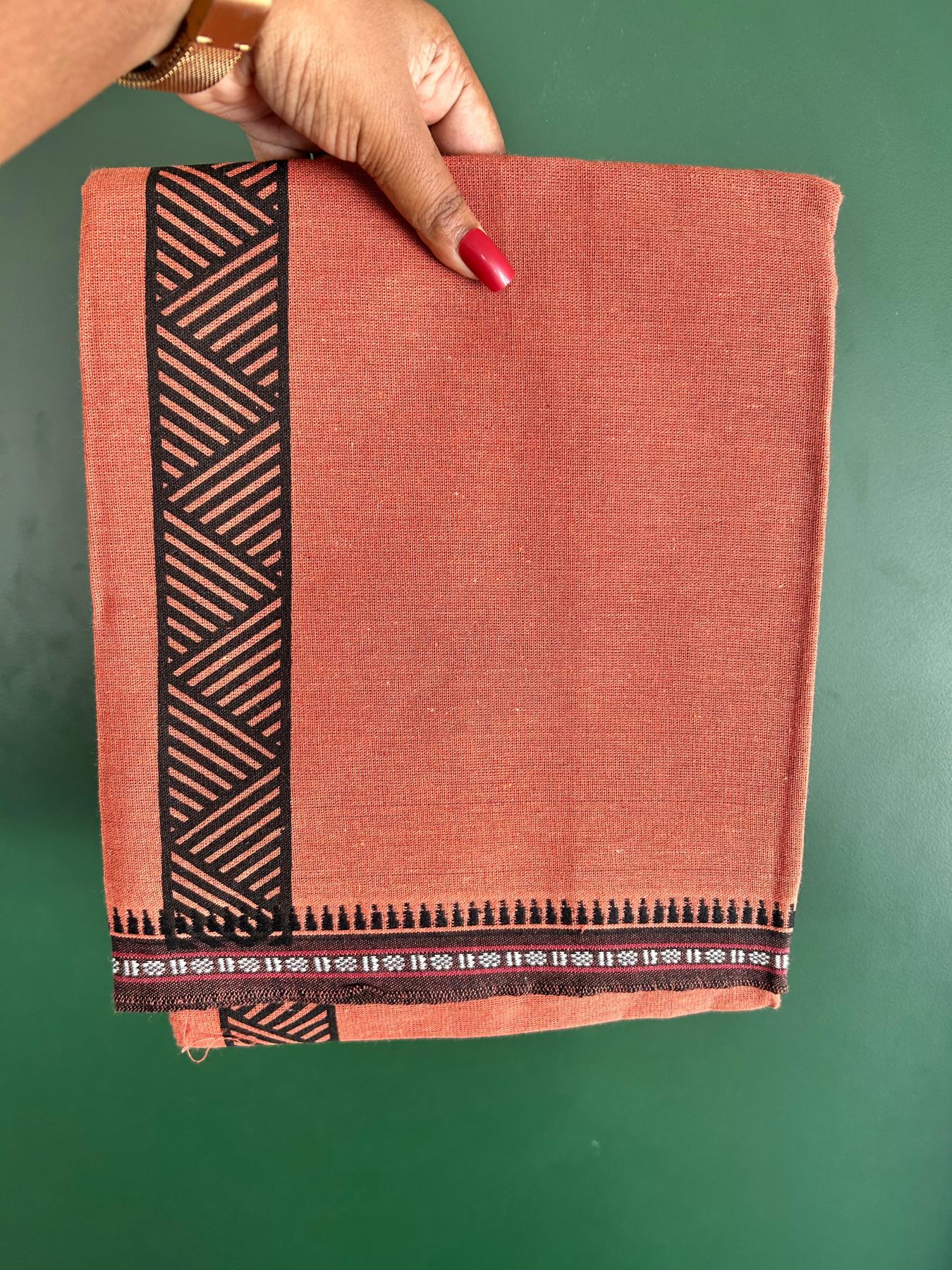 Single Kaily / Lungi - Kaitharikada - Mixed Cotton - 40s twisted - 1.75 inch Black Printed Design Printed Kuppadam Kara With Kavi Colour Body (2 meter / 4 muzham) - 34 KK8075 SAT
