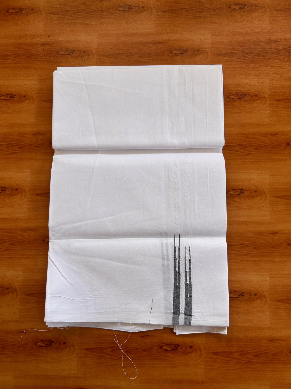 Pure White Single Mundu/Dhoti - 20% Discount! KaithariKada Pulimood 100% Cotton -100s - 0.5 cm Puliyilakkara Black Double Chutty kara (2 meter / 4 muzham) - 6 KK5530 ASH