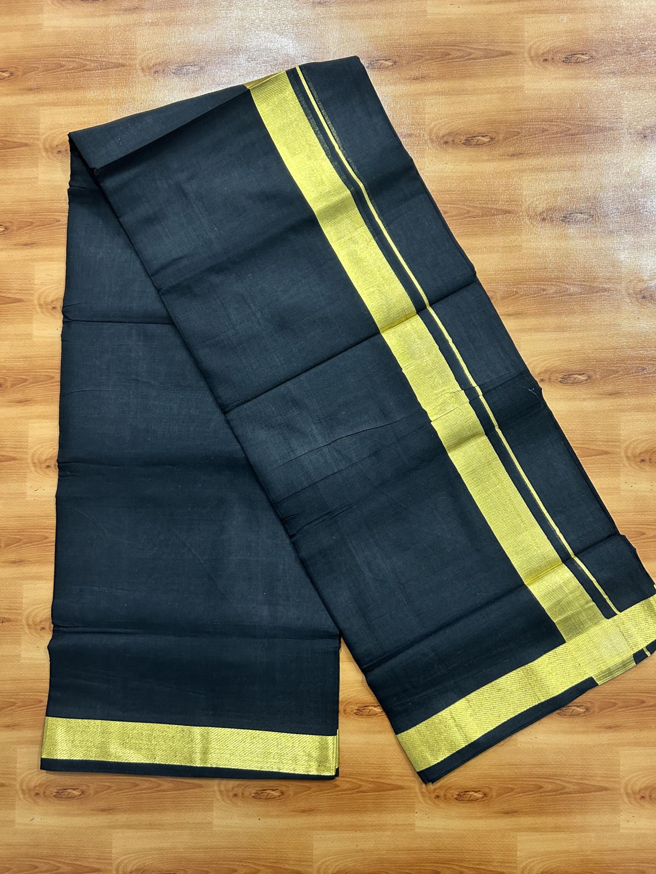 Double (Unbleached) Mundu/Dhoti - 20% Discount !! KaithariKada 100% Pure Cotton - 100x80 - Black Colour Body - 1.5 inch Gold Kasav Kara 4 mtr (8.5 muzham) - 57 KK5456 THI