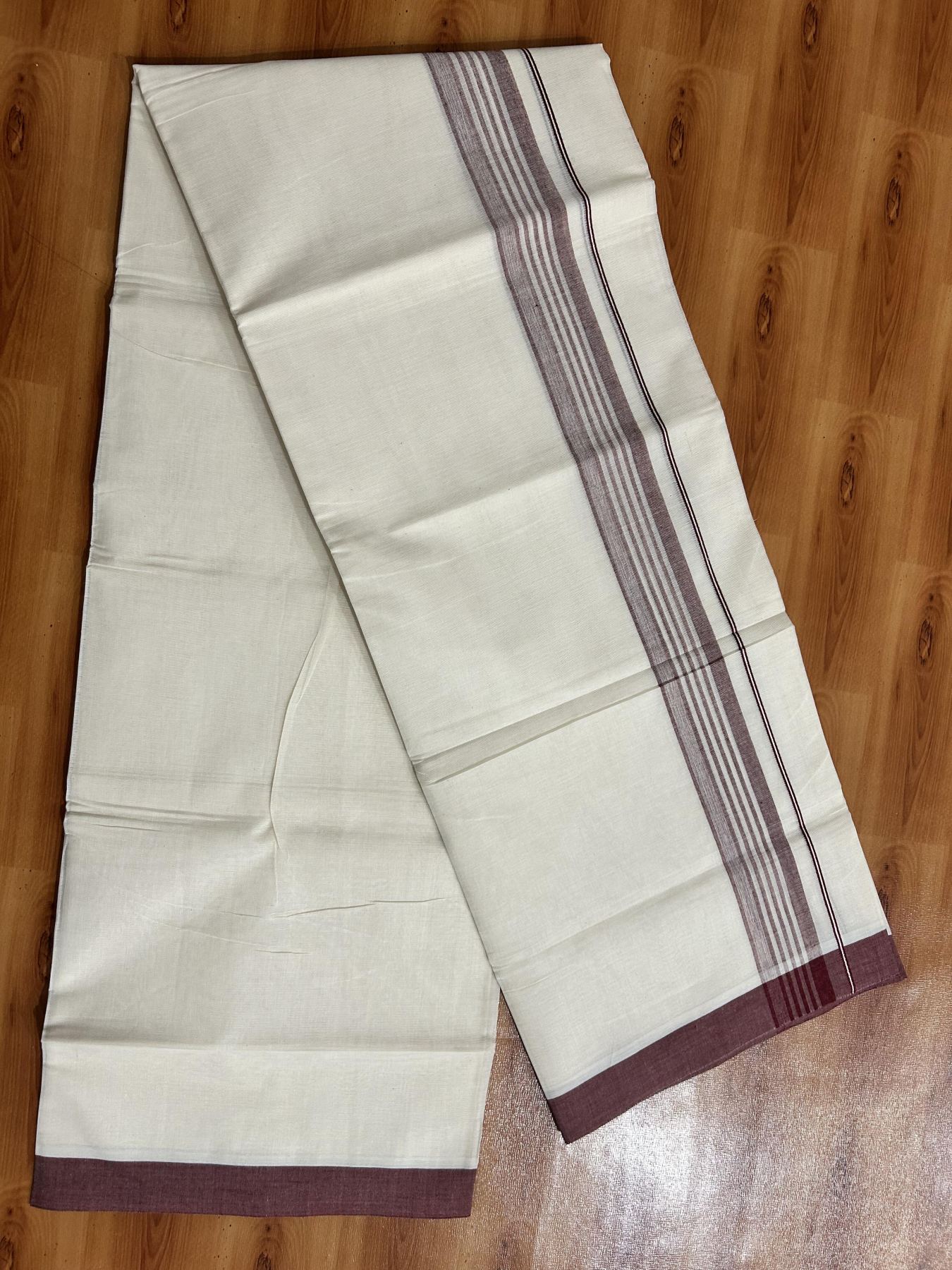 Double Off White (Unbleached) Mundu/Dhoti - 20% Discount! KaithariKada Pure Cotton - 60s - 1.5 inch Maroon Shaded Striped Kara 4 mtr (8.5 Muzham) - 79 KK5460 PMC