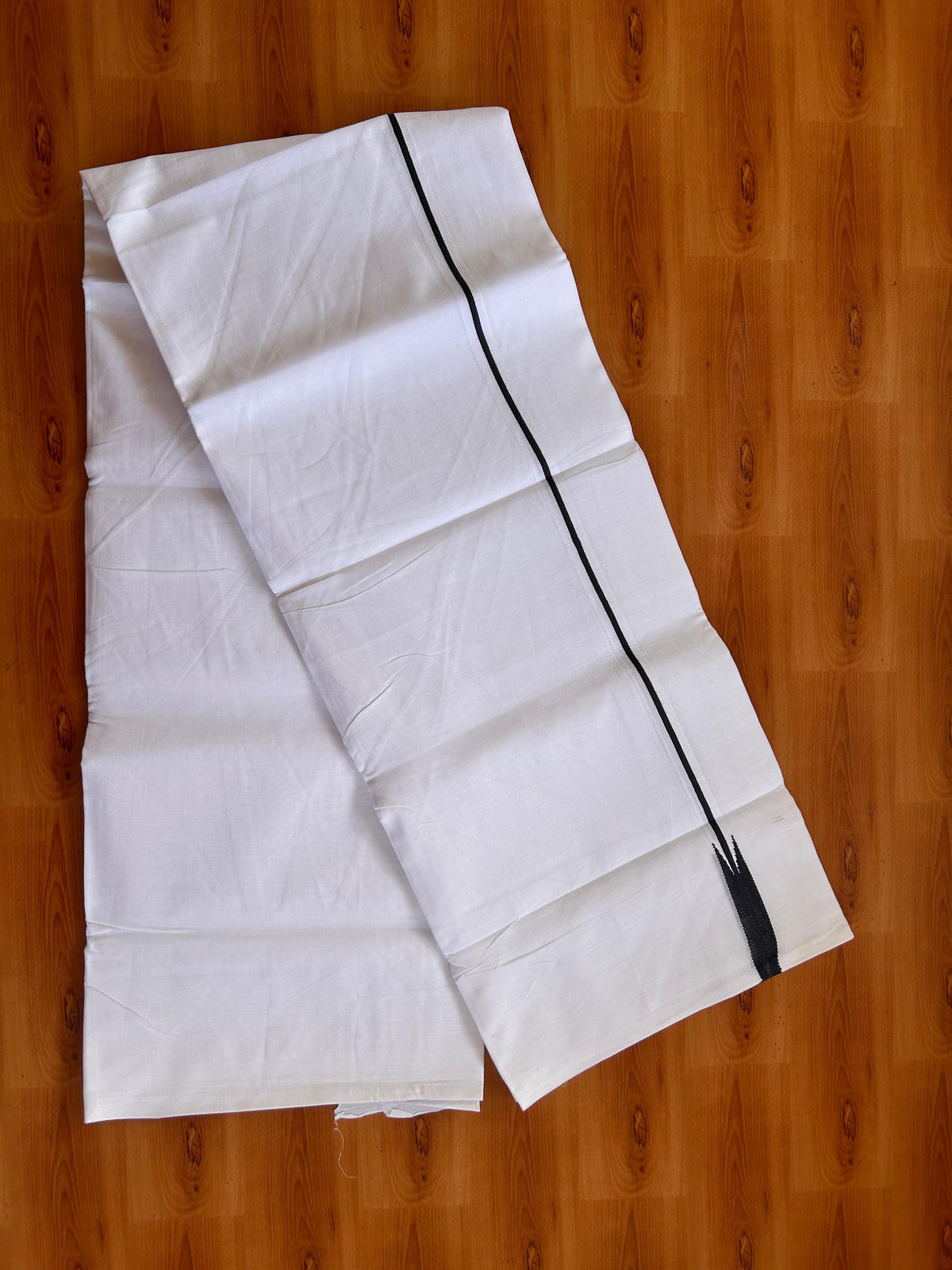 Pure White Double Mundu/Dhoti - 20% Discount! KaithariKada Pulimood - 100% Cotton - 100x100 - 0.5 inch Puliyilakkara Black Chutty Kara 4 mtr (8.5 muzham) - 15 KK5530 ASH