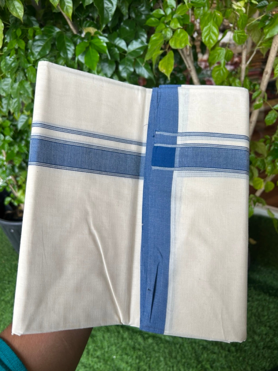 20% DISCOUNT ! KaithariKada 100% Cotton OFF WHITE (Unbleached) Double Dhoti/Mundu- 1.25 inch Blue Striped Kara 4.50 Meters (10 Muzham) - 5KK5203ASH