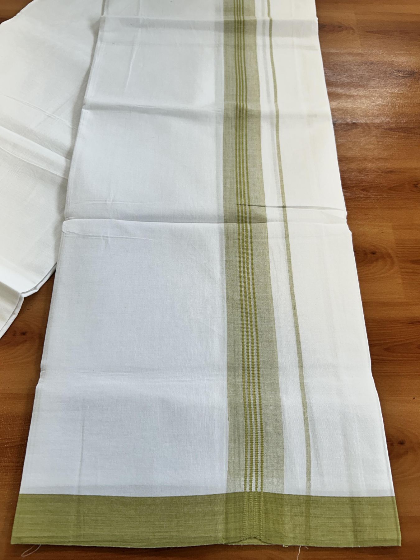 Single Pure White Mundu/Dhoti - KaithariKada Balaramapuram Pure Cotton - 70x30 - 1.25 Inch Parrot Green Shaded Striped Kara 1.90 mtr (4 muzham) - 25 KK5418 PMC
