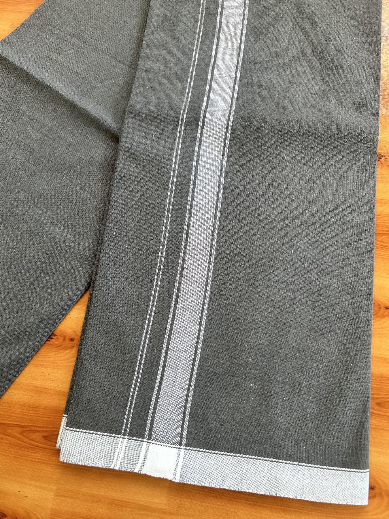 Single Kaily / Lungi- Kaitharikada - Pure Cotton - (2/40s) - 1.25 Inch White Shaded Kara With Ash Grey colour body (2 meter / 4 muzham) - 4 KK8066 MUT