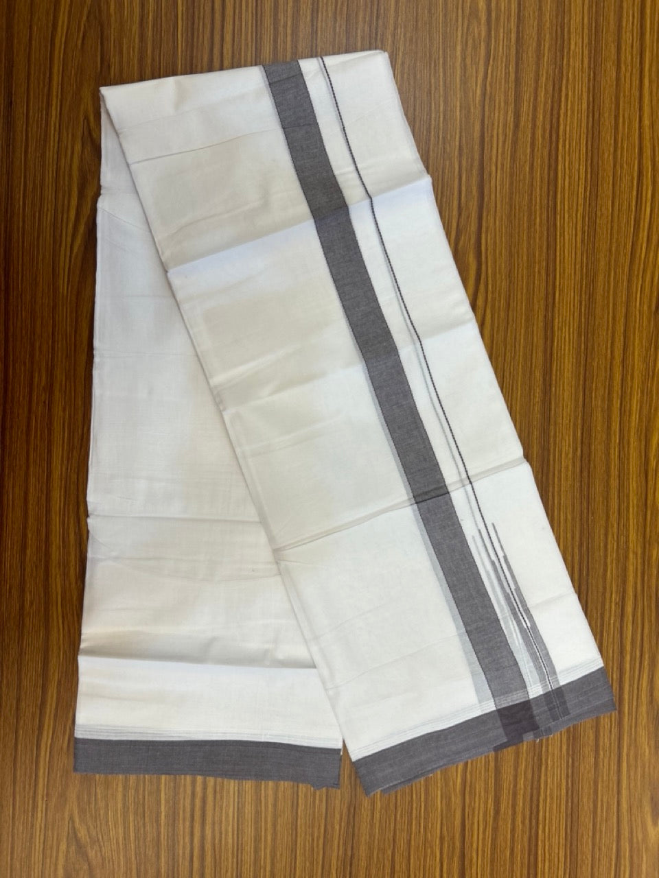 20% Discount! KaithariKada Balaramapuram 100% Cotton Double Pure white Mundu/Dhoti- 60s - 1.25 inch Purple Brown shaded chutty kara - 3.90mtr ( 8 muzham) - 26 KK5279 CKS