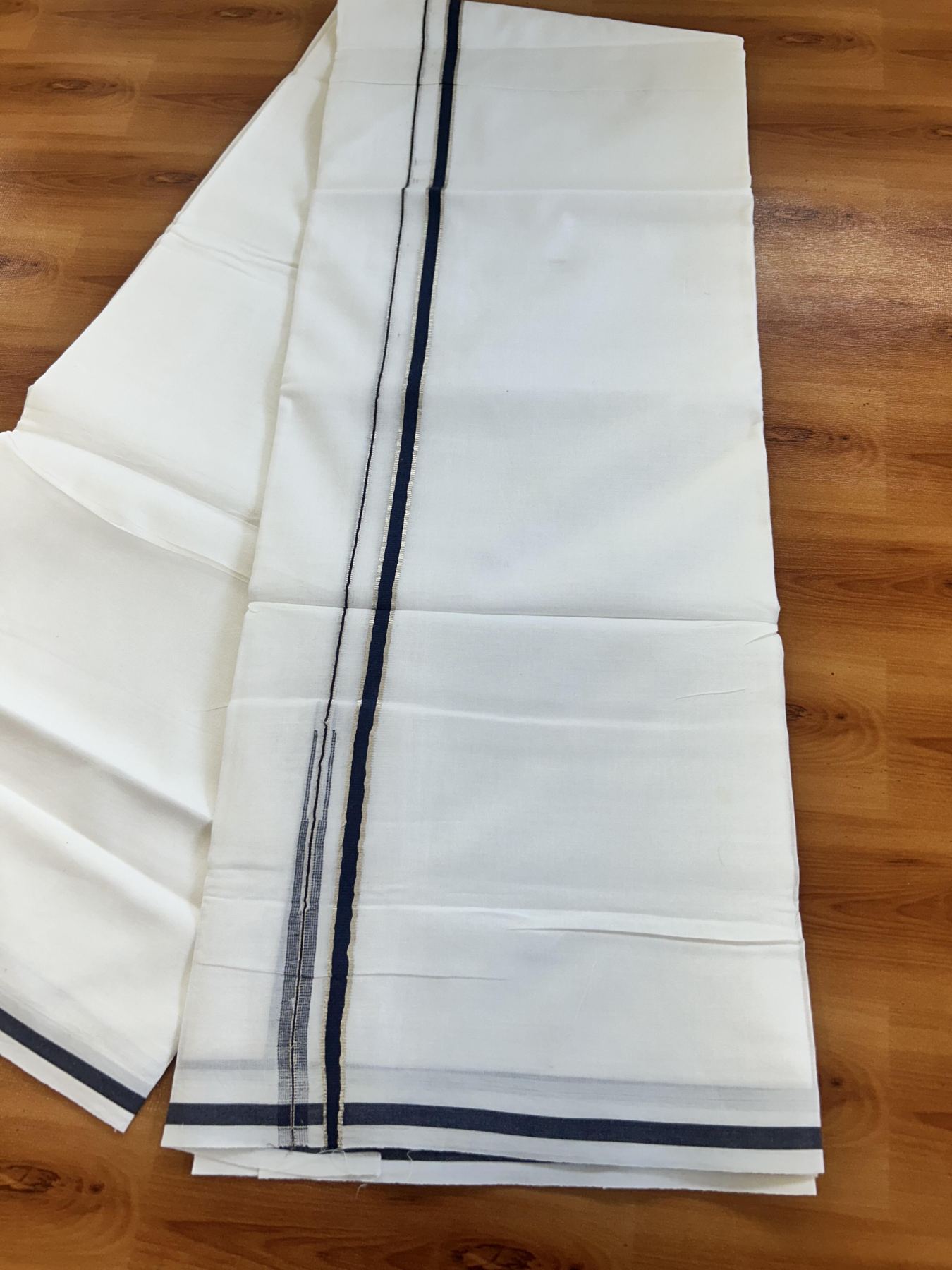 Double Pure White Mundu/Dhoti - 20% Discount !! KaithariKada Balaramapuram 100% Cotton - 100x80 - 1 cm Navy Blue Silver Kasav Chutty Kara 3.80 mtr (8 muzham) - 34 KK5414 CKS