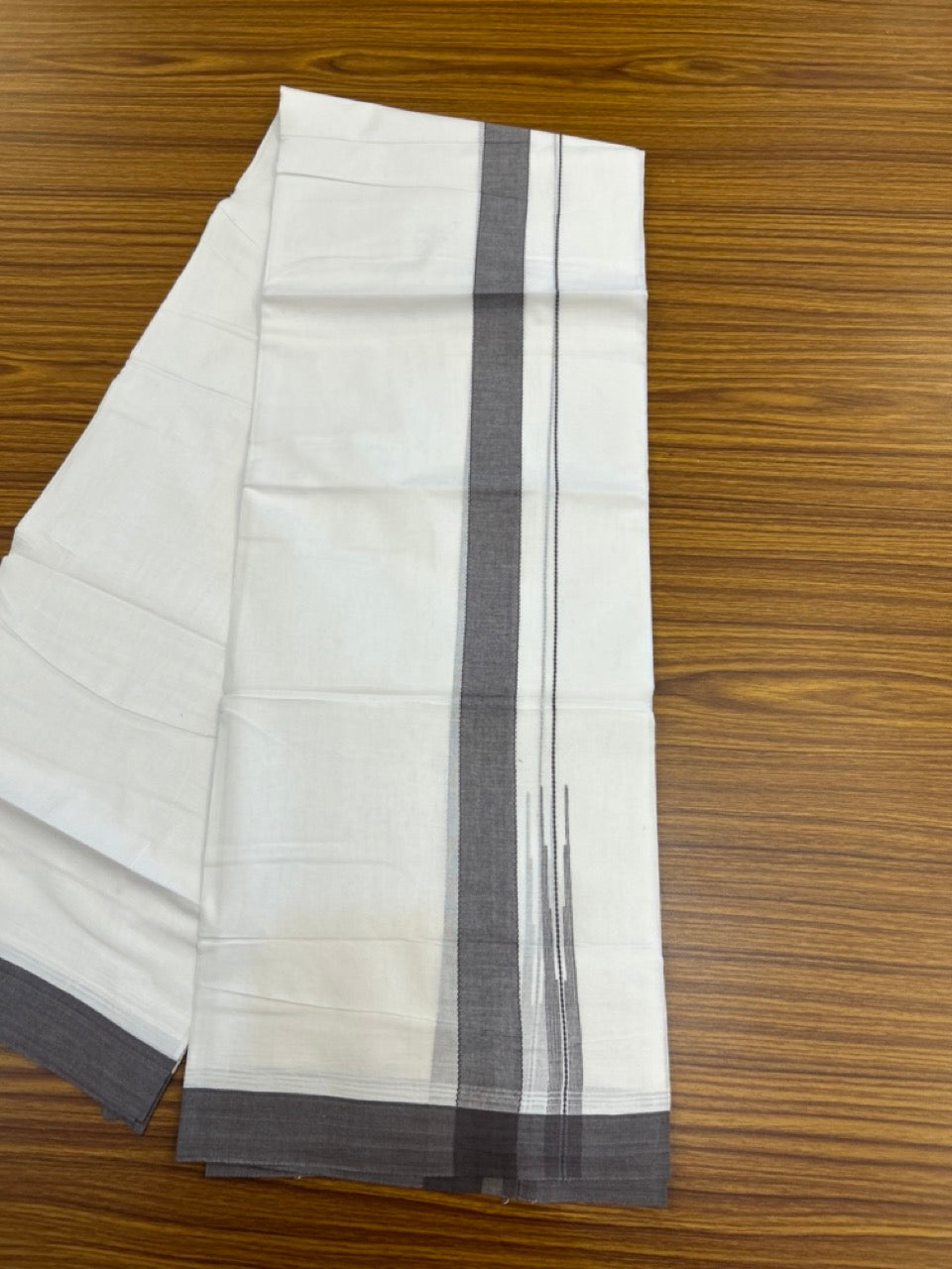 20% Discount! KaithariKada Balaramapuram 100% Cotton Double Pure white Mundu/Dhoti- 60s - 1.25 inch Purple Brown shaded chutty kara - 3.90mtr ( 8 muzham) - 26 KK5279 CKS