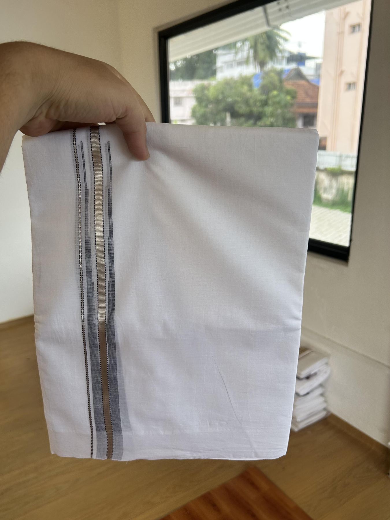 Double Pure White Mundu/Dhoti - 20% Discount !! KaithariKada Balaramapuram 100% Cotton - 100x80 - 1 inch Navy Blue Silver Kasav Stripes Chutty Kara 3.80 mtr (8 muzham) - 40 KK5414 CKS