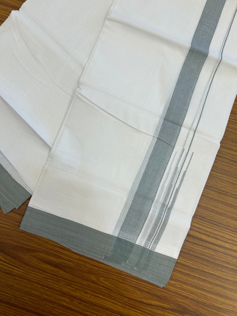 20% Discount! KaithariKada Balaramapuram 100% Cotton Double Pure white Mundu/Dhoti- 60s - 1.25 inch Greyish green shaded chutty kara - 3.90mtr ( 8 muzham) - 29 KK5279 CKS