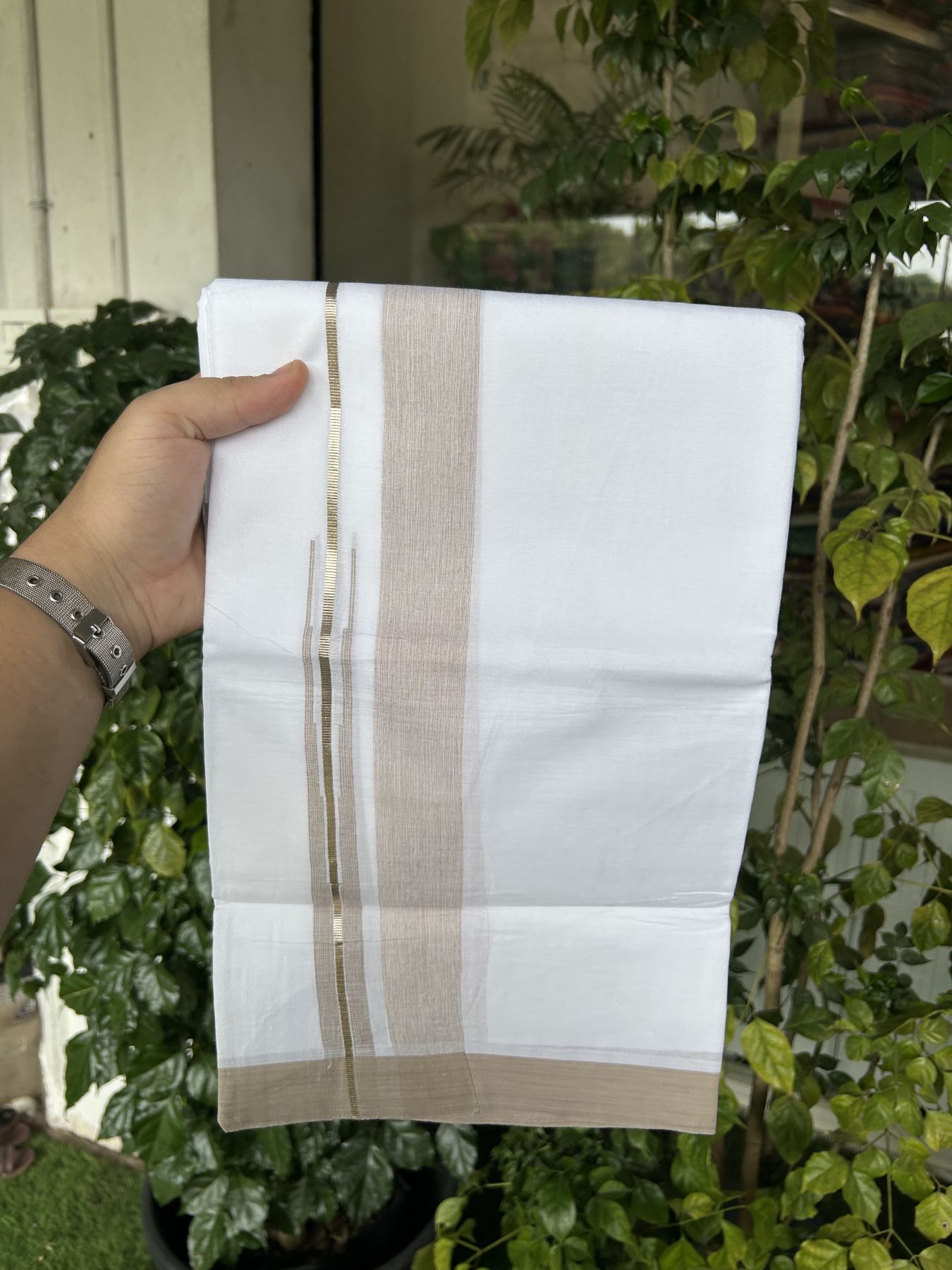 20% Discount ! Kaitharikada Balaramapuram 100% Pure Cotton Double Pure White Mundu/Dhoti - 100x80 - 1.5 inch Silver Kasav & Sand Brown Shaded Stripes Chutty 3.90 mtr (8 muzham) - 52 KK5312 PMC