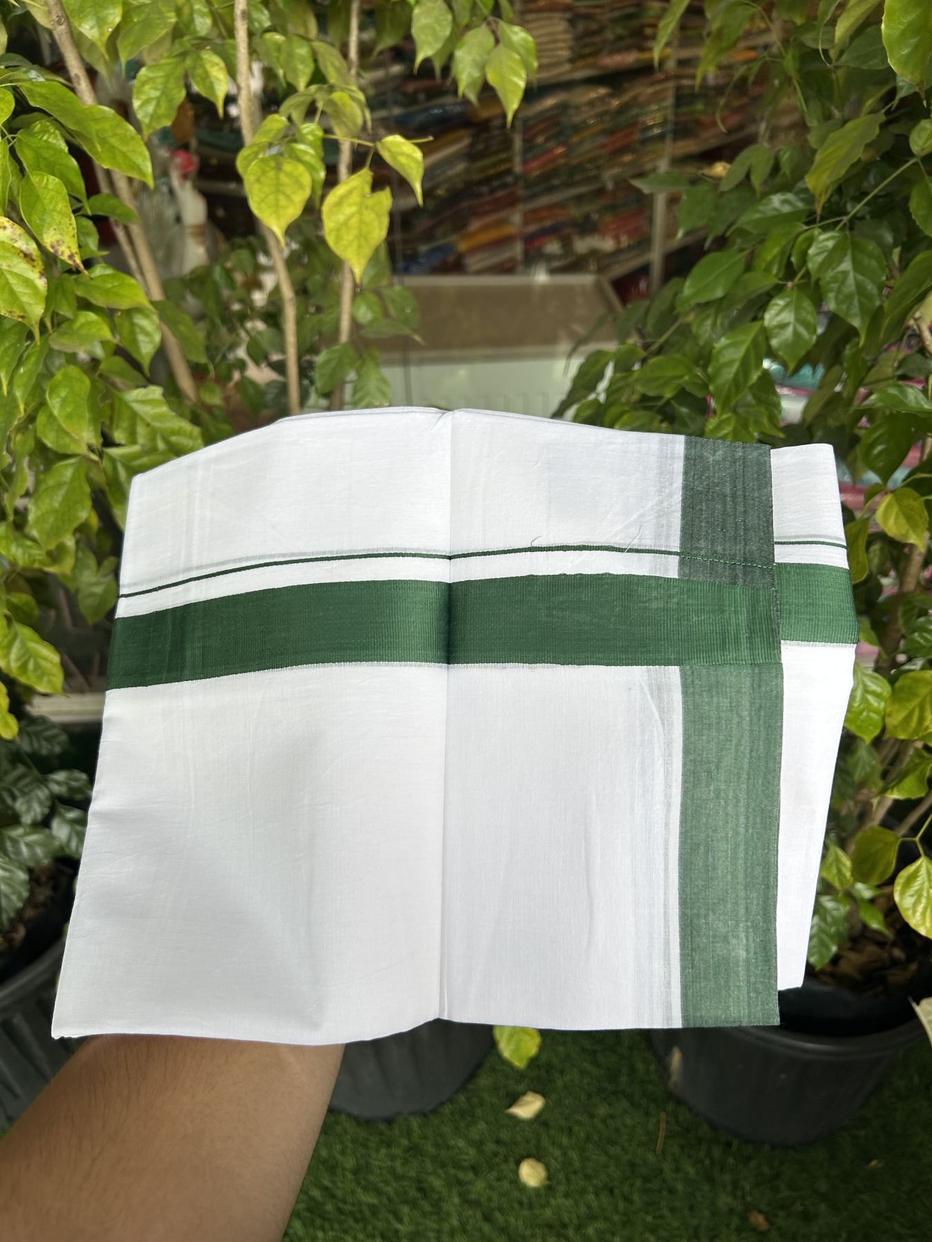 20% Discount ! KaithariKada Balaramapuram 100% Cotton Double Pure white Mundu/Dhoti- 100x80 - 1.5 inch Green Kara - 3.80mtr ( 8 muzham) - 32 KK5312 PMC
