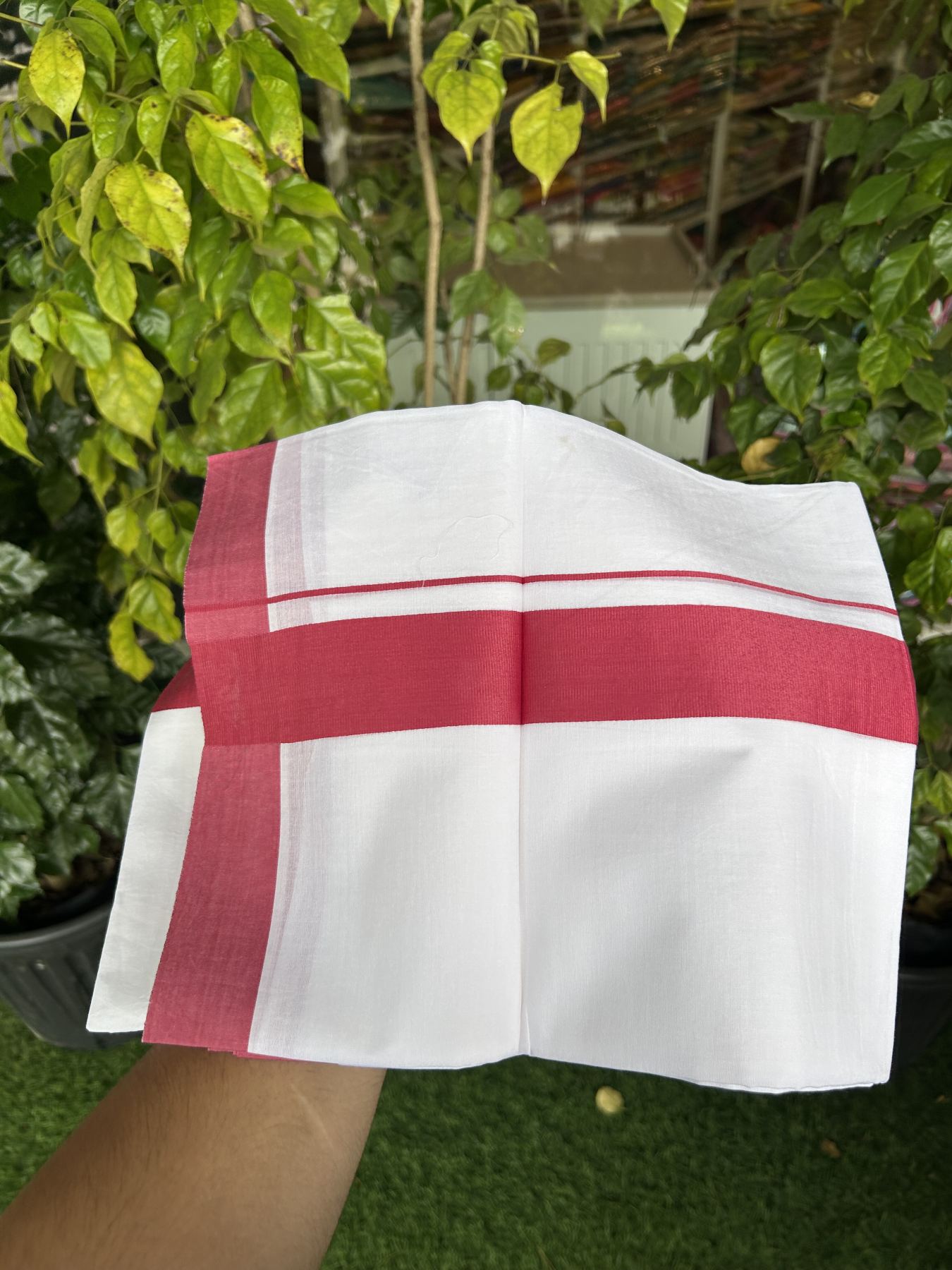 20% Discount ! KaithariKada Balaramapuram 100% Cotton Double Pure white Mundu/Dhoti- 100x80 - 1.5 inch Magenta Red Kara - 3.80mtr ( 8 muzham) - 35 KK5312 PMC