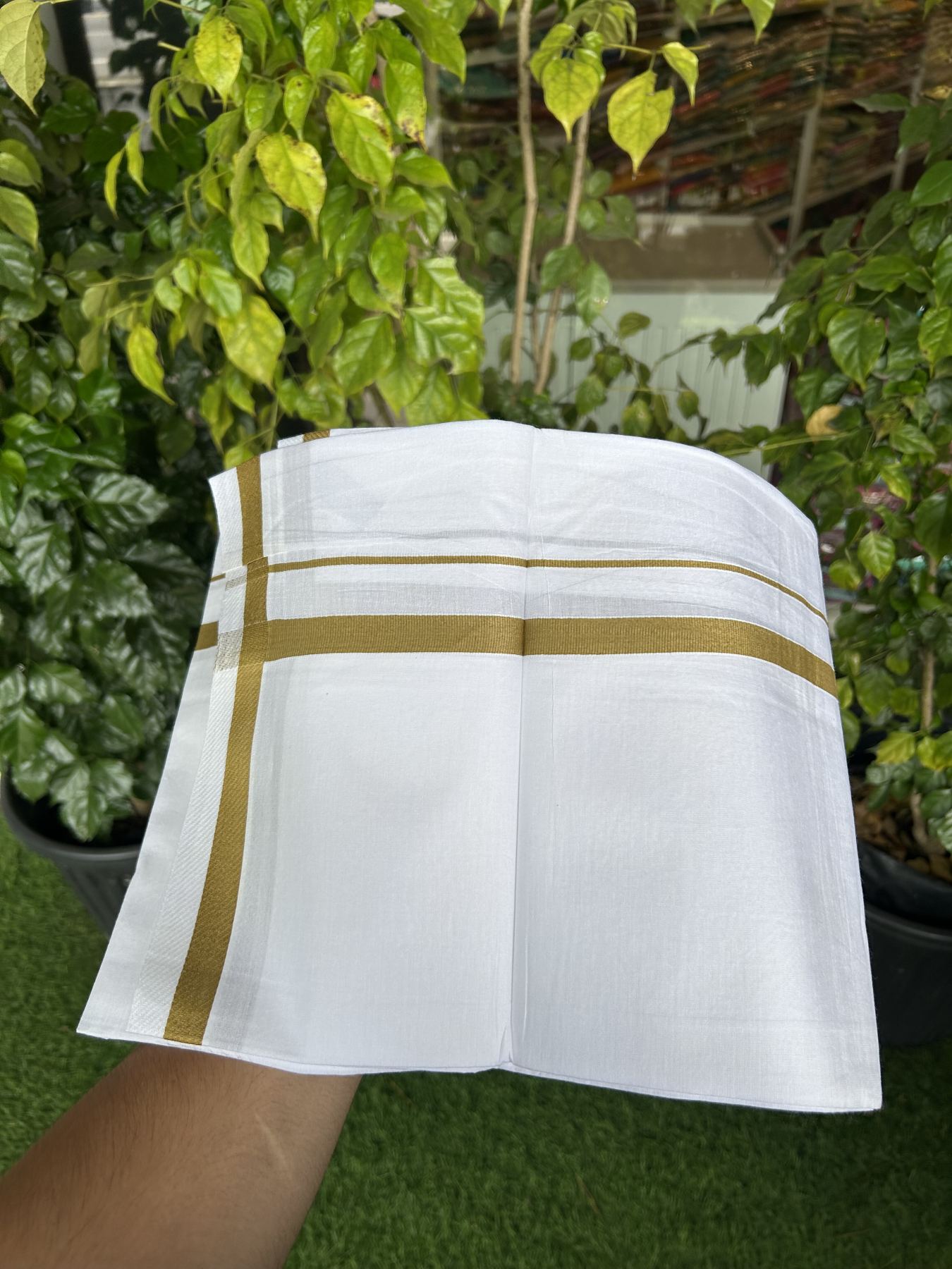 18% Discount!! KaithariKada Balaramapuram 100% Cotton Single Pure White Mundu/Dhoti - 30X70 - 0.5 inch Dark Mustard Yellow kara 1.90 mtr (4 muzham) - 6 KK5312 PMC