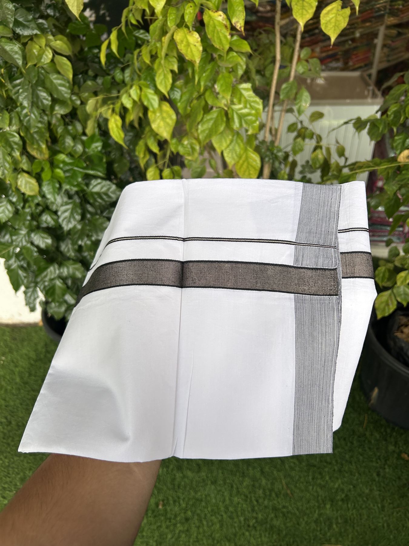 23% Discount! KaithariKada Balaramapuram 100% Cotton Single Pure White Mundu/Dhoti - 30X70 - 1 inch Black silver striped kara 1.90 mtr (4 muzham) - 8 KK5312 PMC
