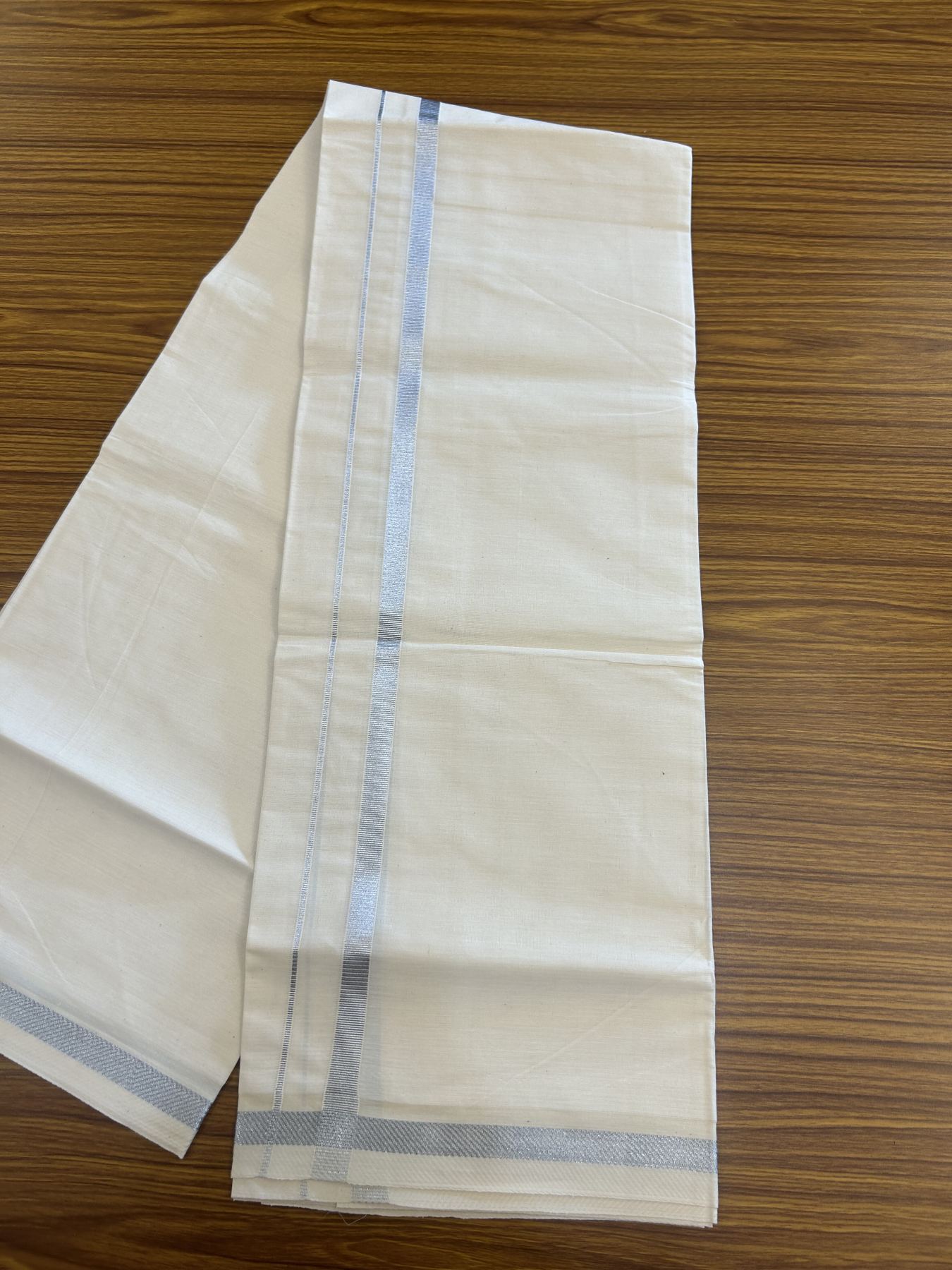 7% Discount! KaithariKada Balaramapuram 100% Cotton Single Off White - (Unbleached) Mundu/Dhoti - 100x80 - 0.5 inch Silver Kasav kara (2 meter / 4 muzham) - 71 KK52313 PMC