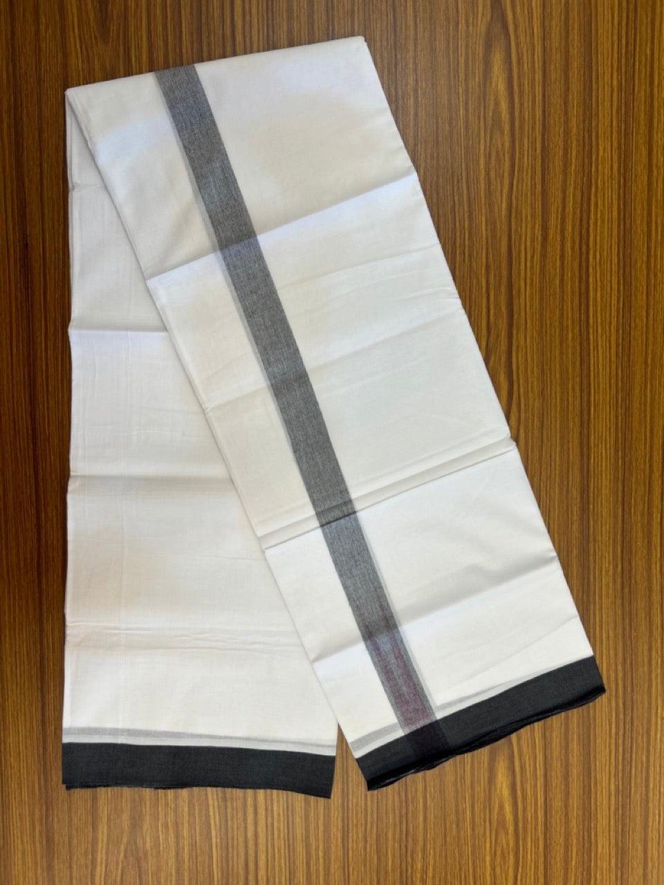 20% Discount! KaithariKada Balaramapuram 100% Cotton Double Pure white Mundu/Dhoti- 100x80 - 1.5 inch Puliyilakkara Black & Magenta Shaded Chutty Kara - 3.90 mtr (8 muzham)  - 55 KK5279 CKS