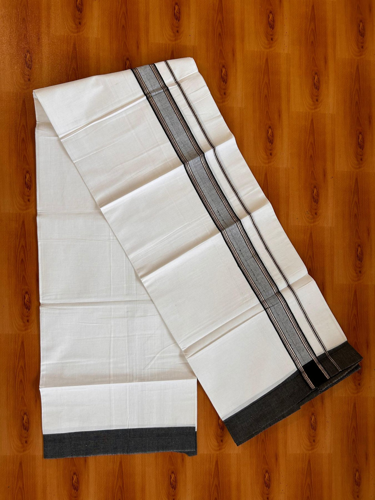 Kids Pure White Mundu/Dhoti Kaitharikada 100% Pure Cotton - 80s - 44 inch height - 1.25 inch Silver Kasav & Black Shaded Kara 1.70 mtr (3.63 Muzham) - 9 KK5533 PMC