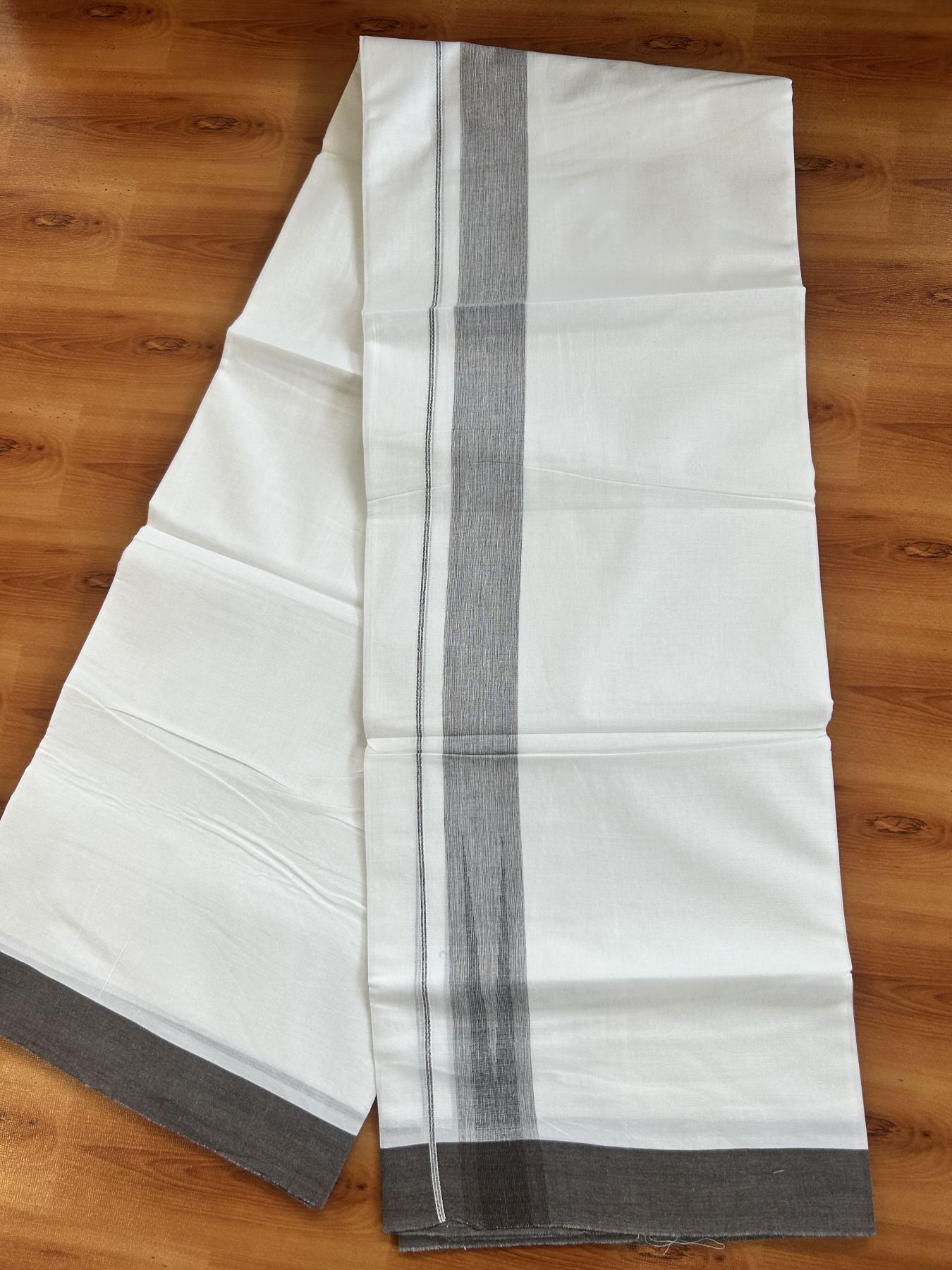 Double Pure White Mundu/Dhoti - 20% Discount !! KaithariKada Balaramapuram 100% Cotton - 100x80 - 1.5 inch Dark Brown & Black Chutty Kara 3.80 mtr (8 muzham) - 13 KK5414 CKS
