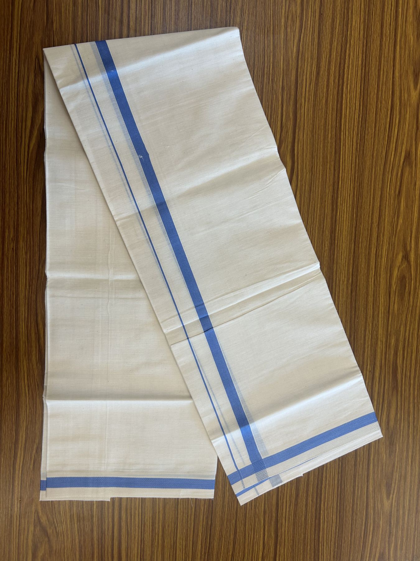 7% Discount! KaithariKada Balaramapuram 100% Cotton Single Off White - (Unbleached) Mundu/Dhoti - 100x80 - 0.5 inch Silver Kasav & Blue kara (2 meter / 4 muzham) - 66 KK52313 PMC